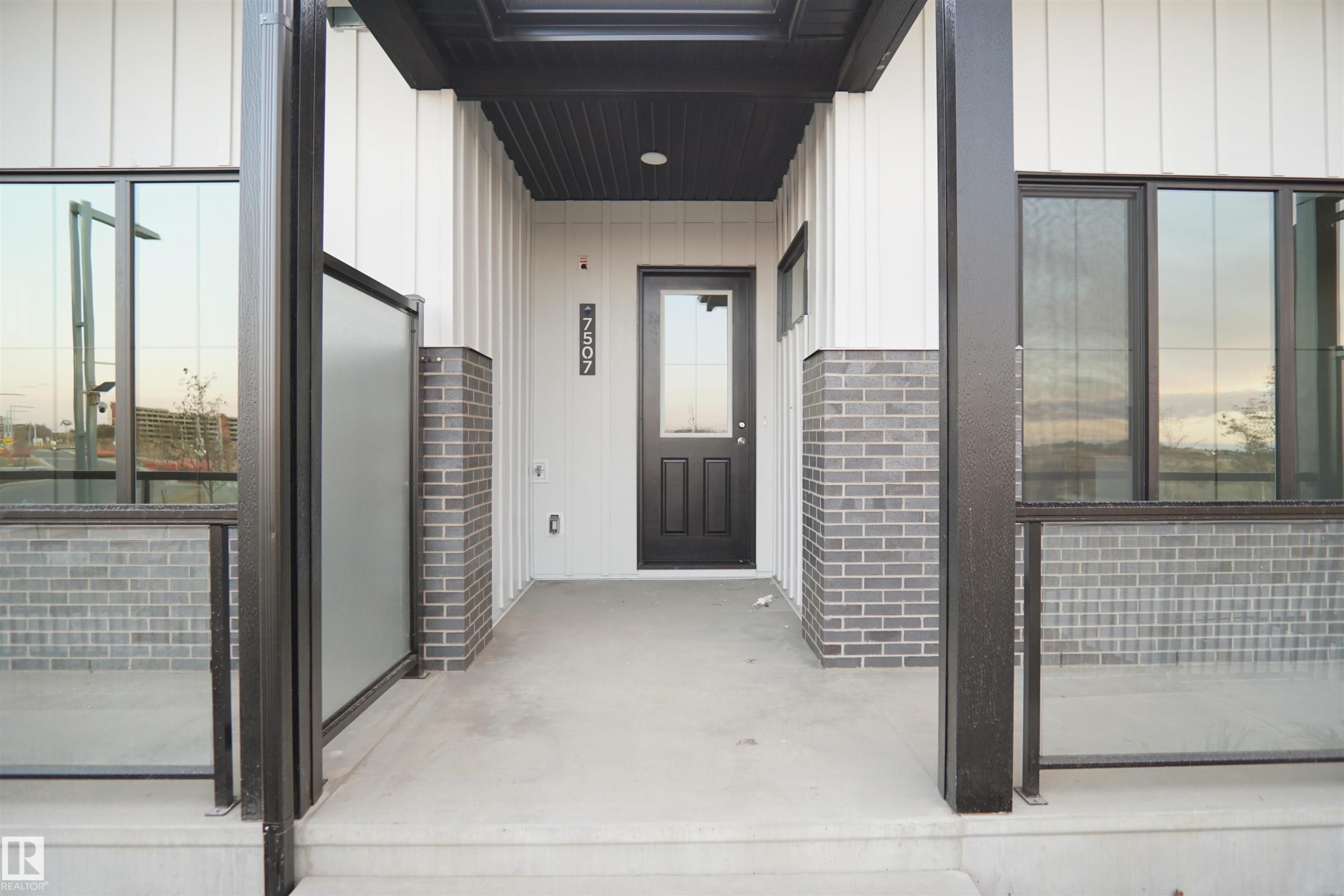 7515 Observer Lane, Edmonton, AB - With Exterior