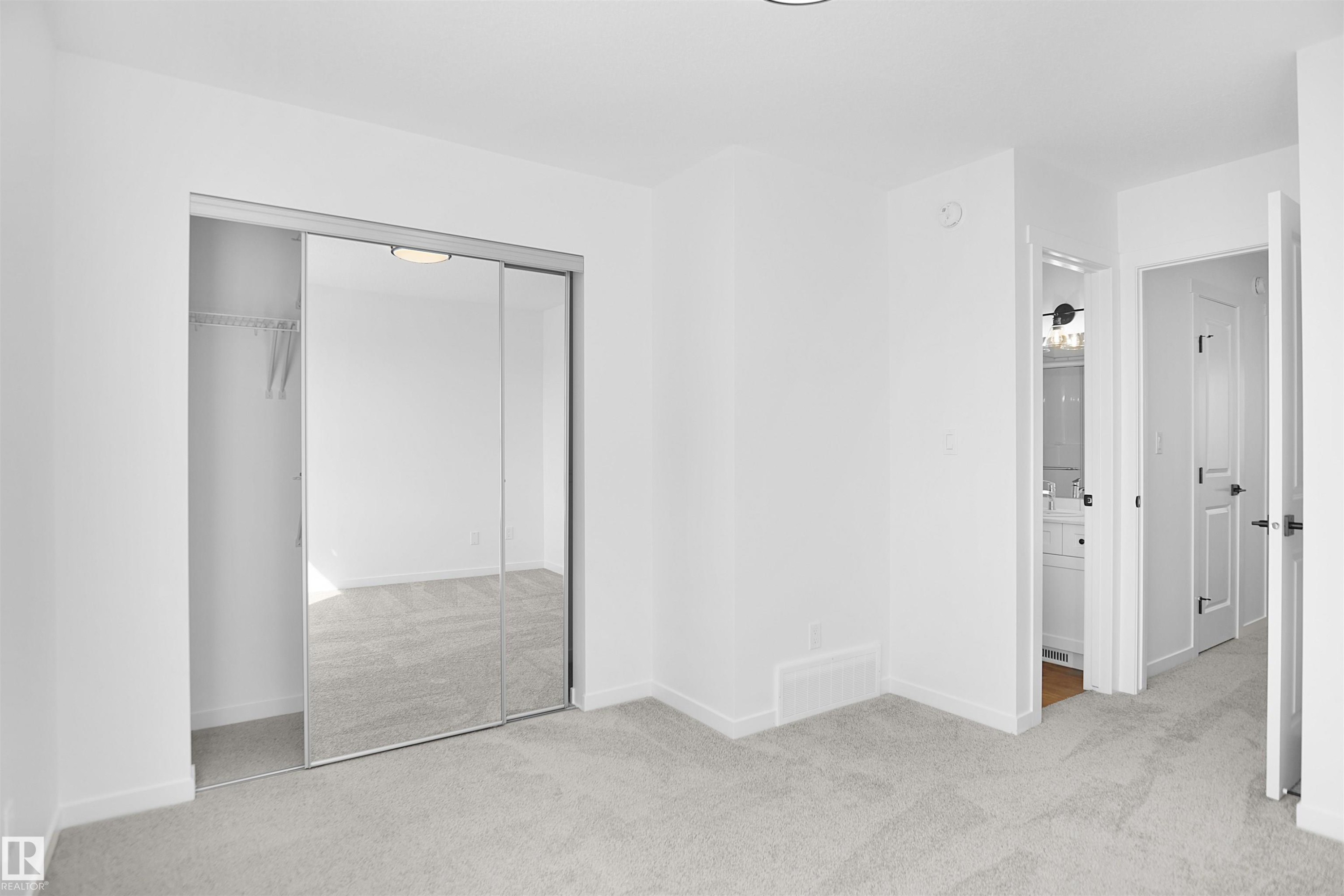 5158 River'S Edge Way, Edmonton, AB - Indoor Photo Showing Other Room