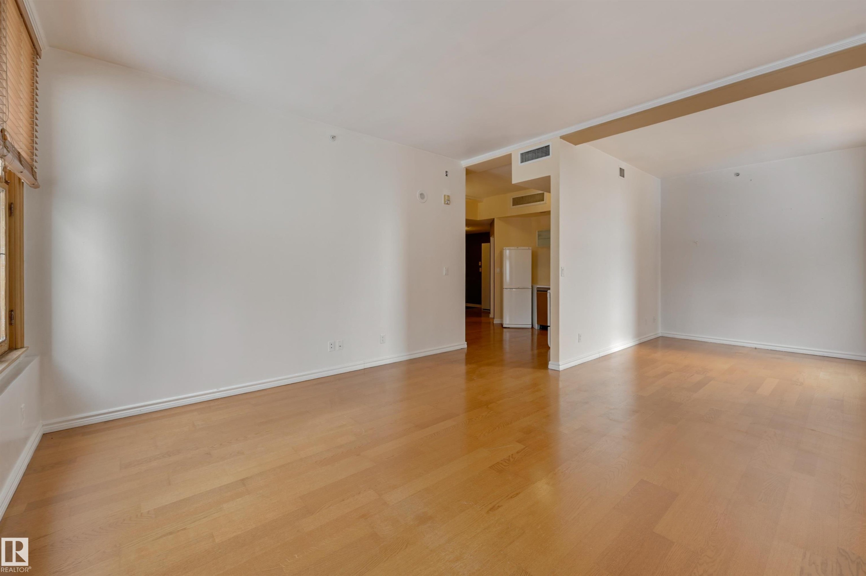 902 10134 100 Street, Edmonton, AB - Indoor Photo Showing Other Room