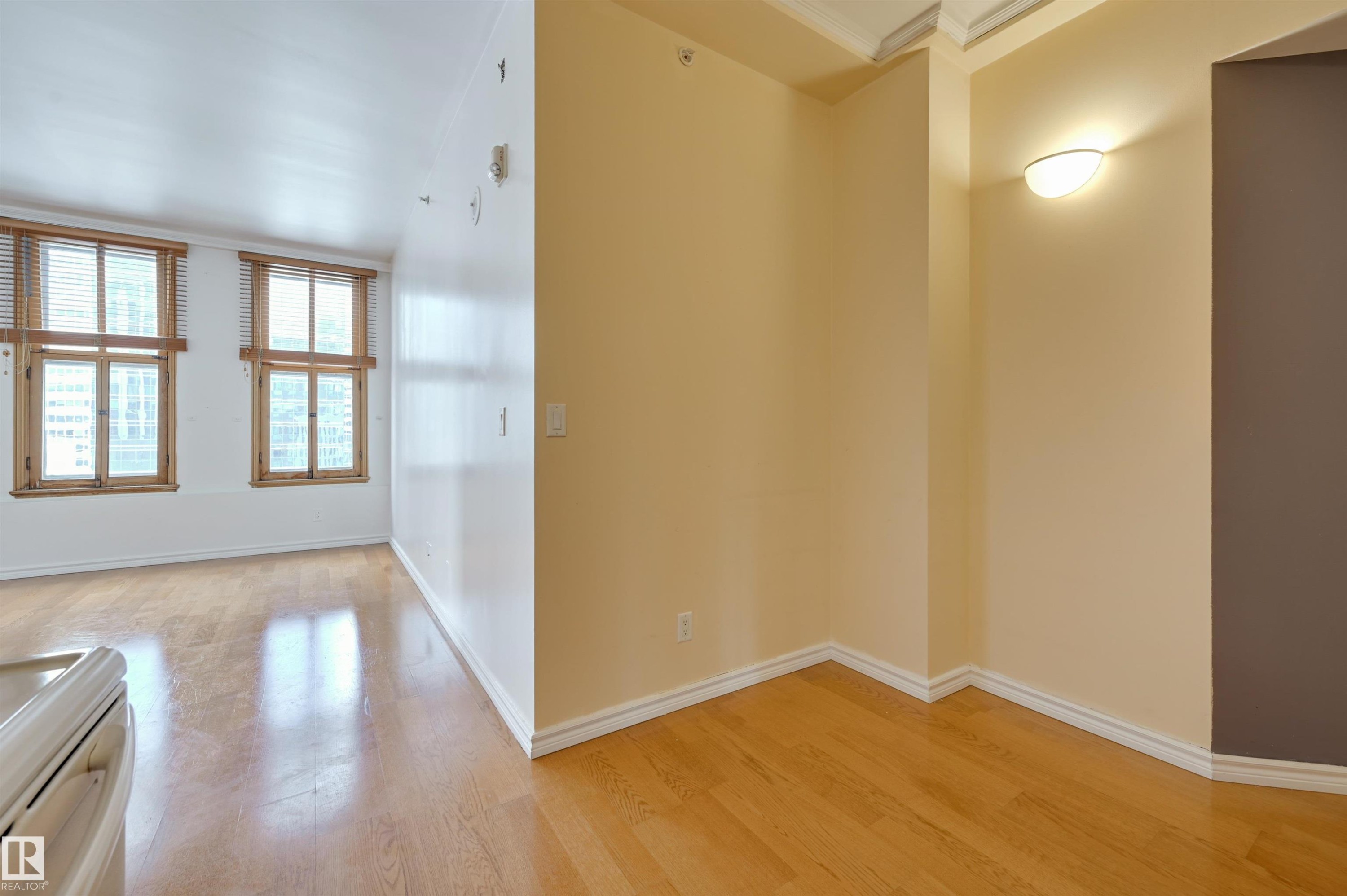 902 10134 100 Street, Edmonton, AB - Indoor Photo Showing Other Room
