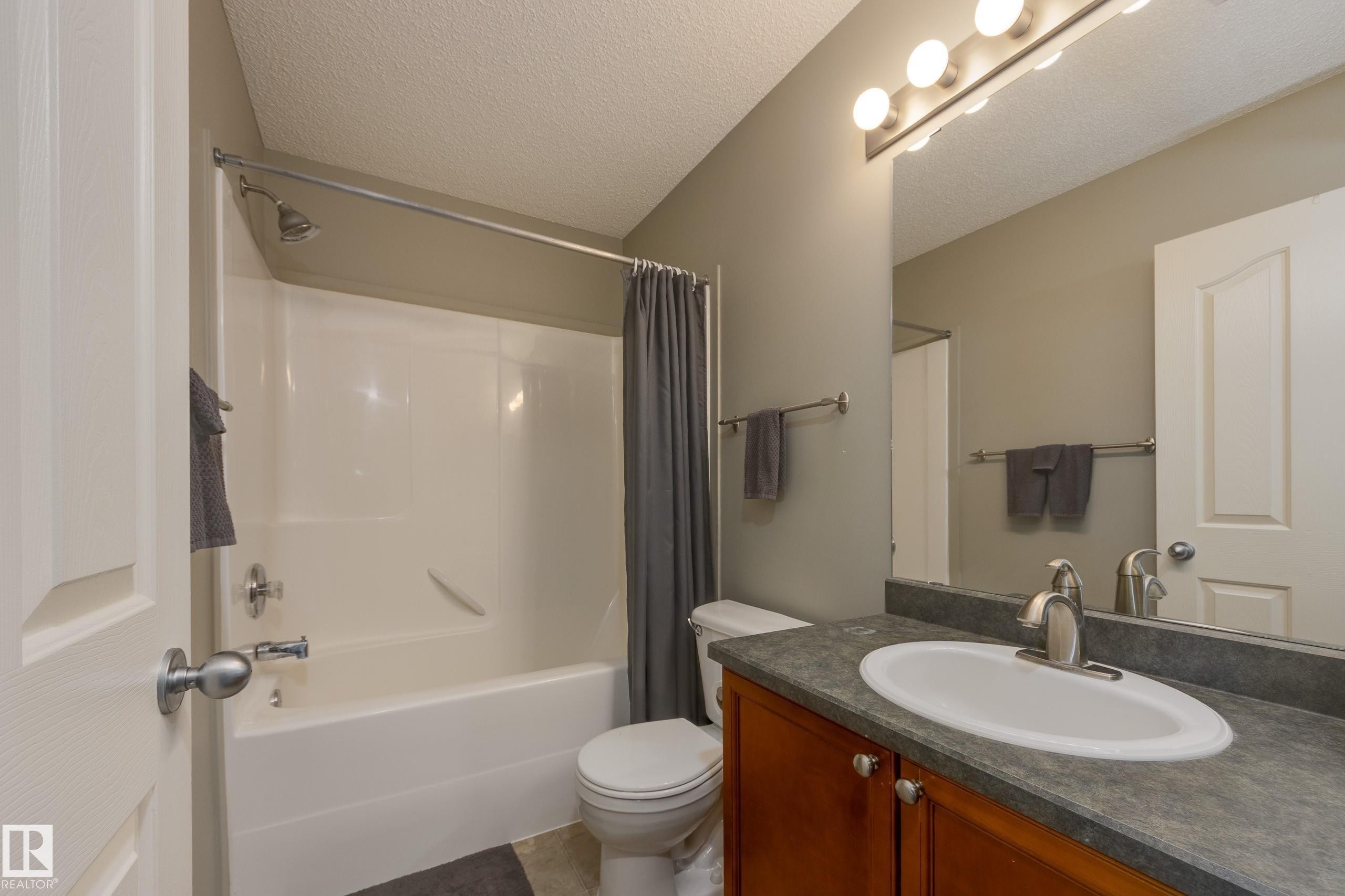 5 Greenbriar Place, Stony Plain, AB - Indoor Photo Showing Bathroom