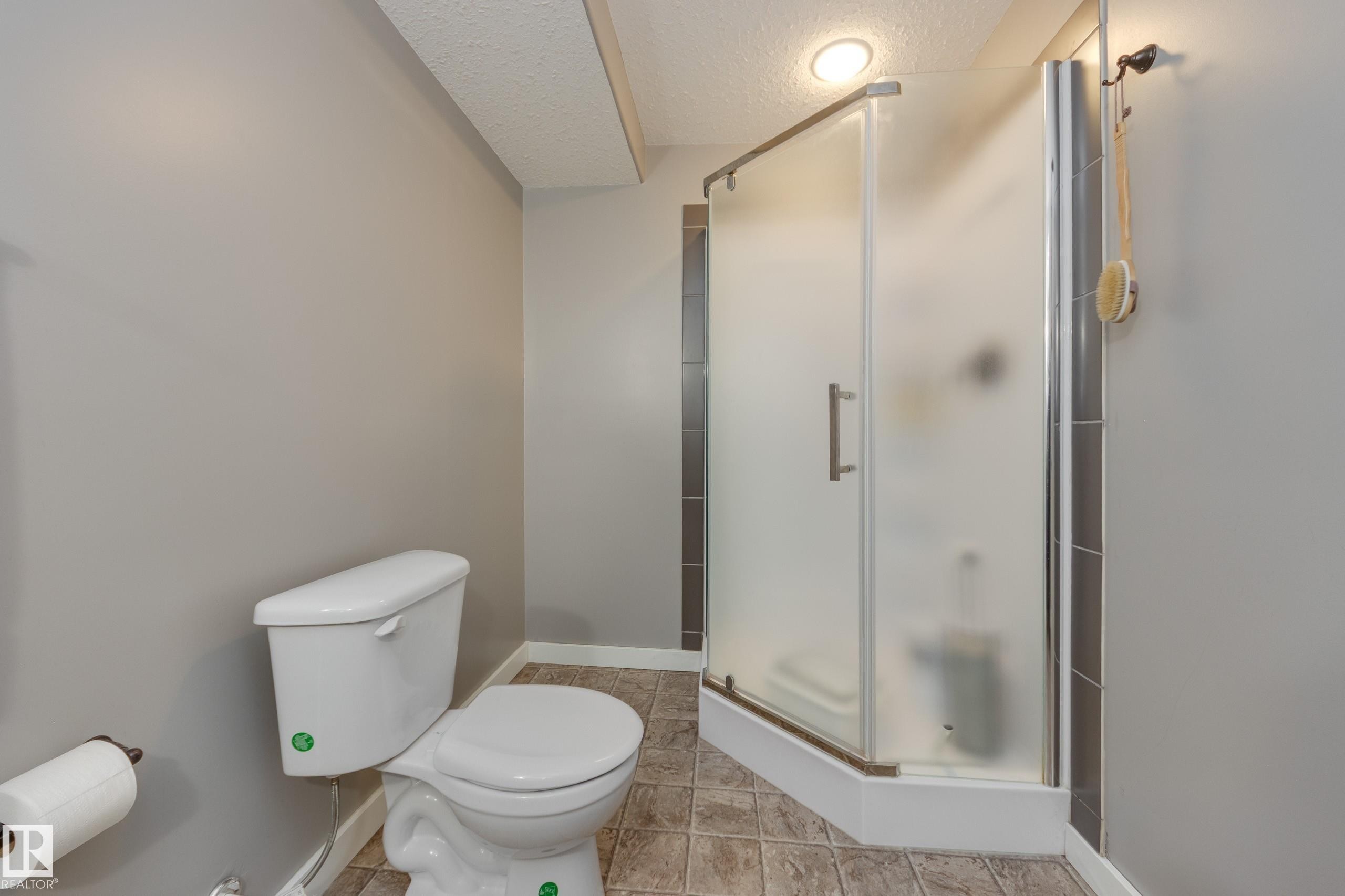 5 Greenbriar Place, Stony Plain, AB - Indoor Photo Showing Bathroom