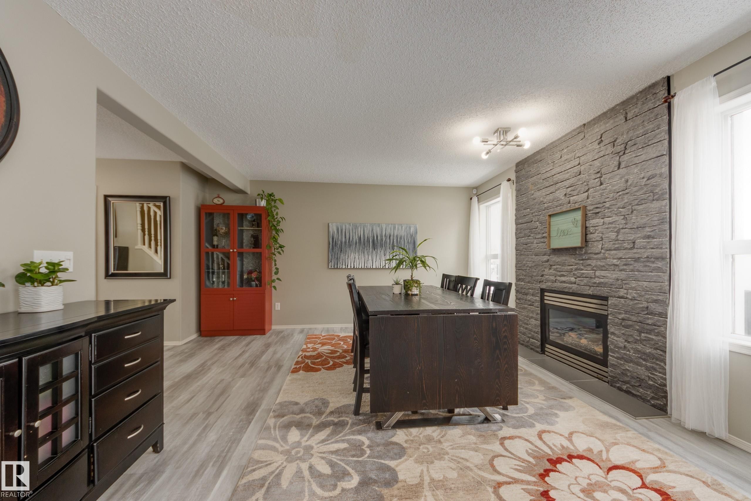 5 Greenbriar Place, Stony Plain, AB - Indoor With Fireplace