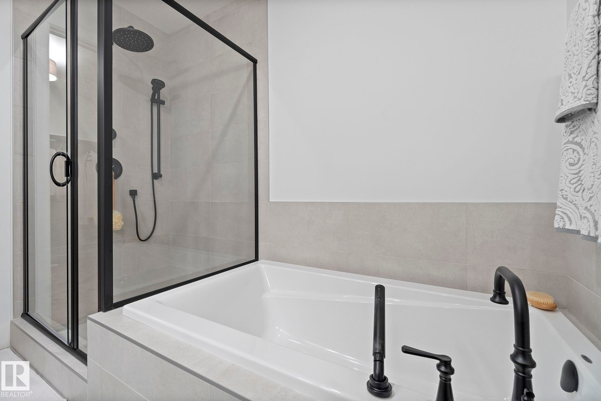 103 Dansereau Way, Beaumont, AB - Indoor Photo Showing Bathroom