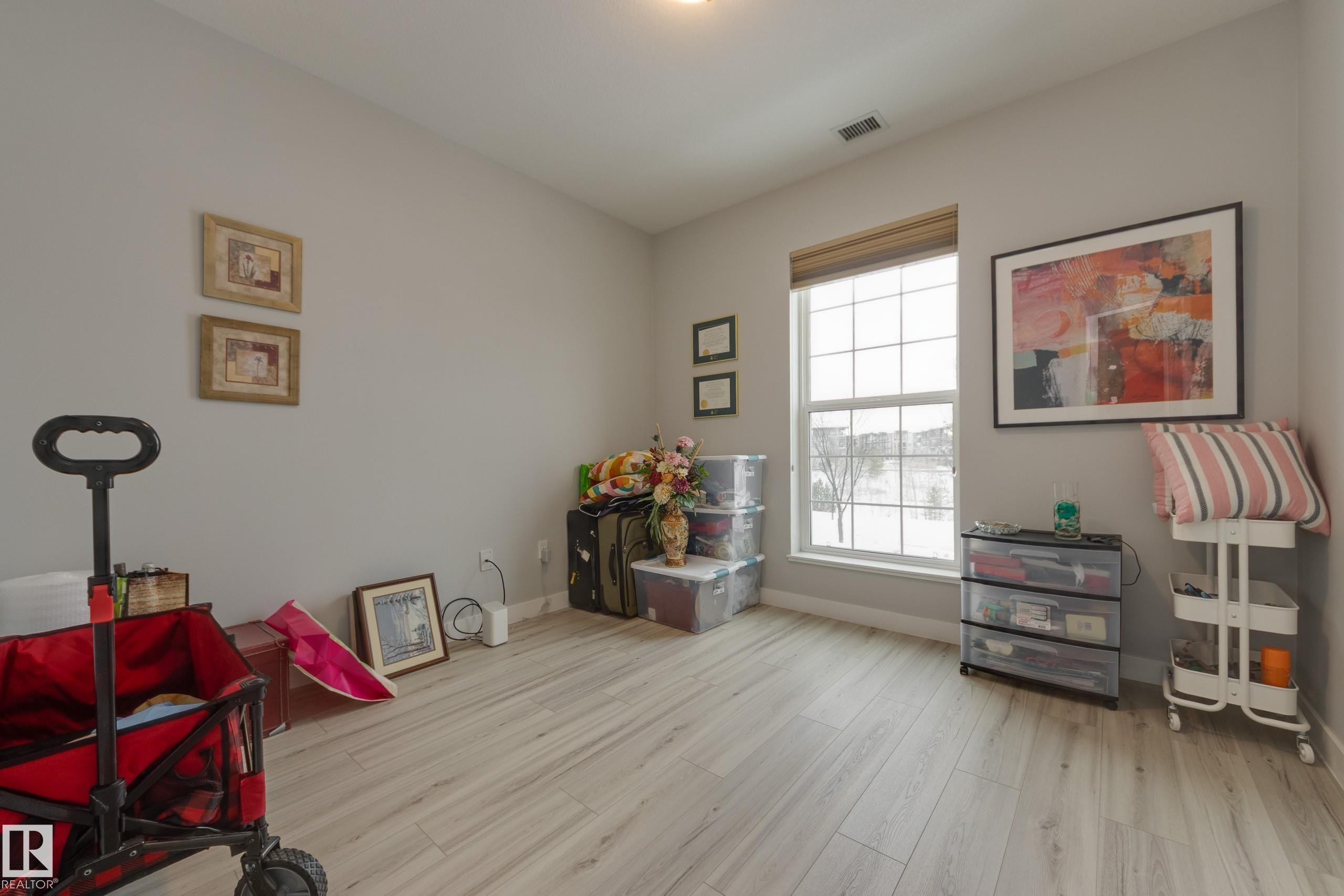 215 1003 Gault Boulevard, Edmonton, AB - Indoor