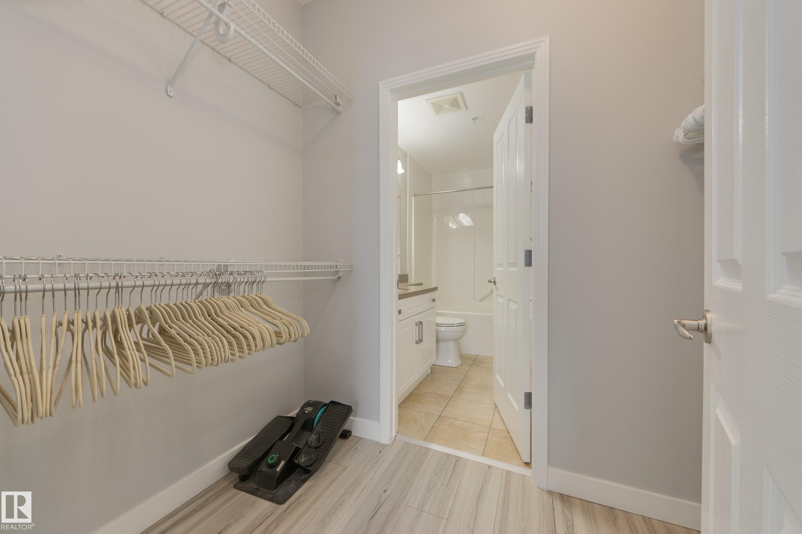 215 1003 Gault Boulevard, Edmonton, AB - Indoor