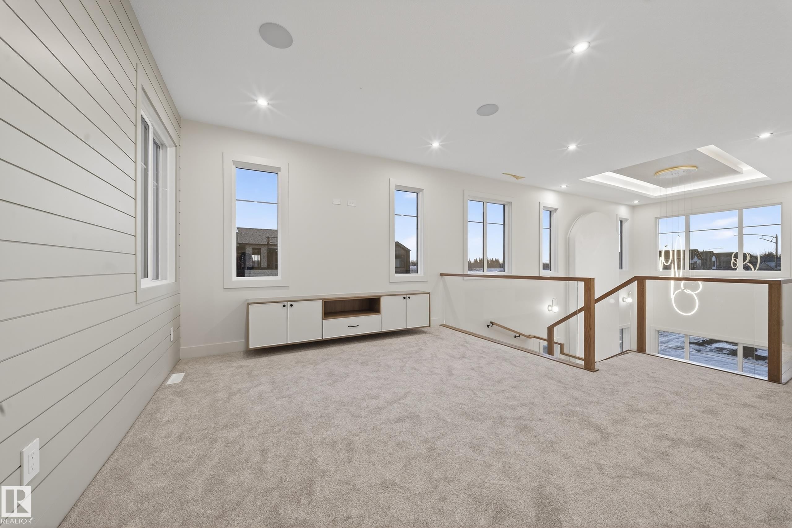 4276 Charles Close, Edmonton, AB - Indoor Photo Showing Other Room