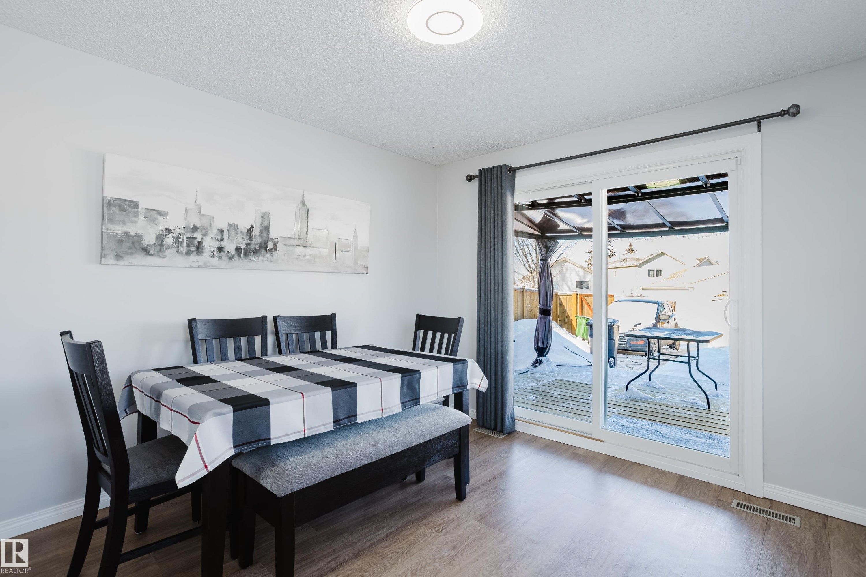 6 Kiniski Crescent, Edmonton, AB - Indoor Photo Showing Dining Room