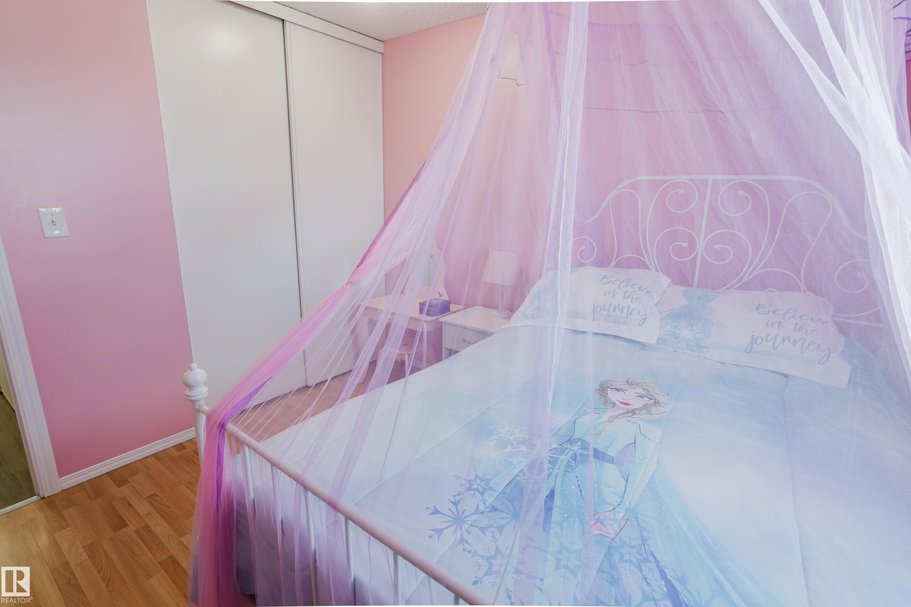 6 Kiniski Crescent, Edmonton, AB - Indoor Photo Showing Bathroom