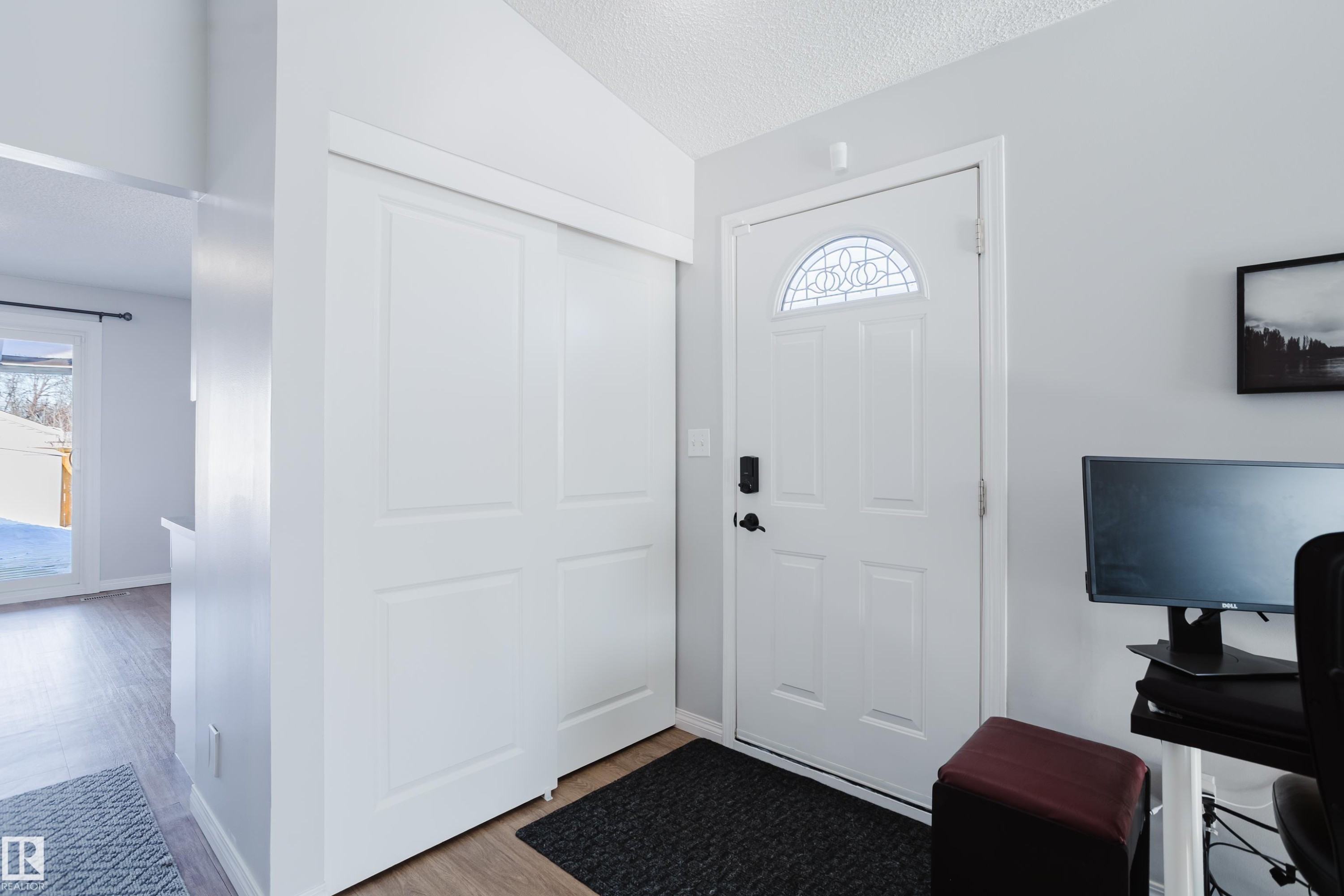 6 Kiniski Crescent, Edmonton, AB - Indoor Photo Showing Other Room
