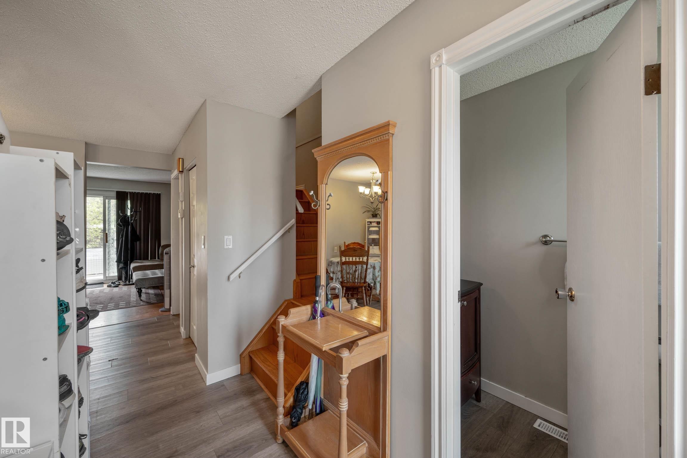9909 171 Avenue, Edmonton, AB - Indoor Photo Showing Other Room