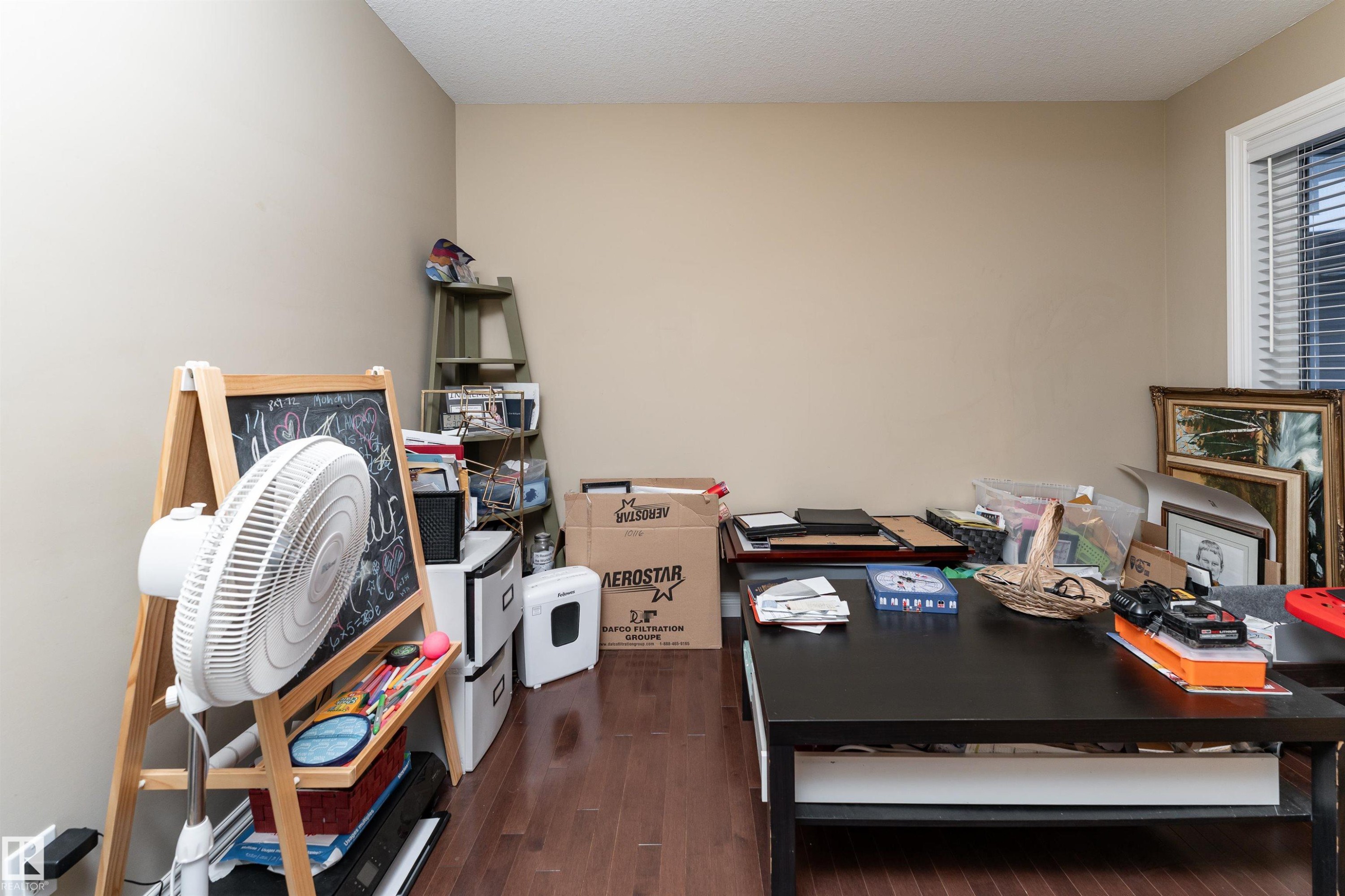 3514 Goodridge Bay, Edmonton, AB - Indoor