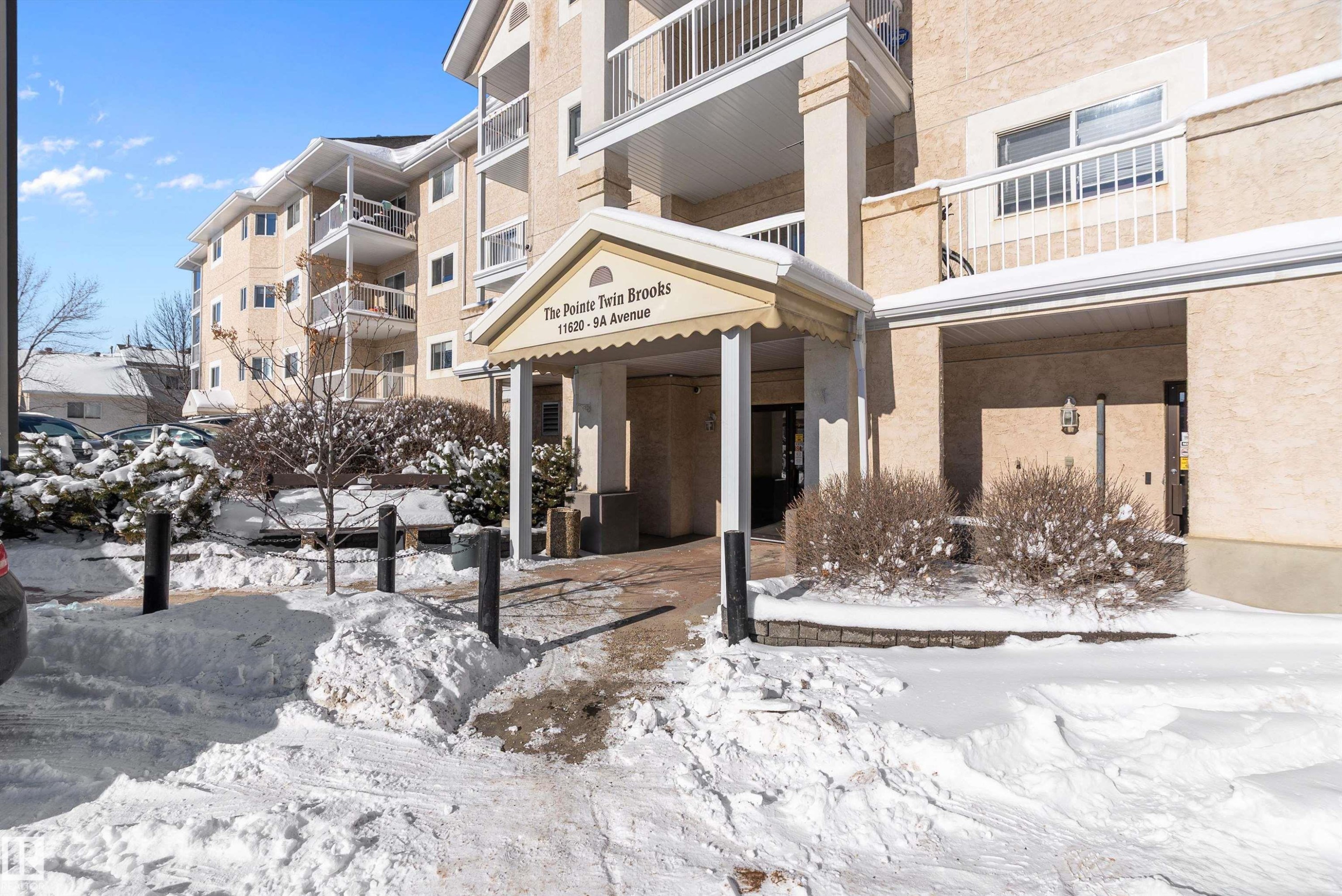 Front view of complex - 116 11620 9A Avenue, Edmonton, AB - Outdoor