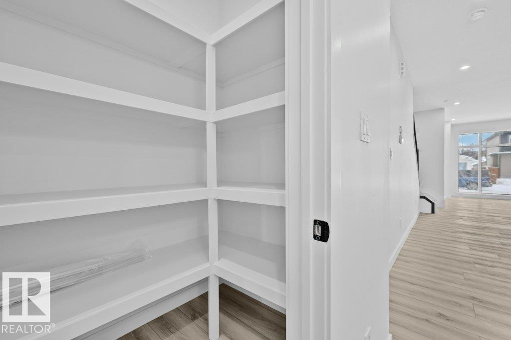 View of pantry - Edmonton, AB - Indoor