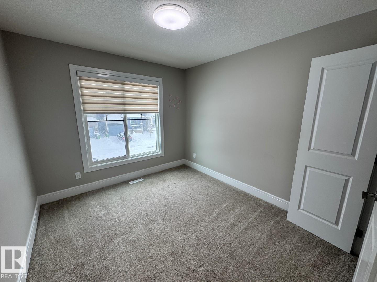 8729 Mayday Lane, Edmonton, AB - Indoor Photo Showing Other Room