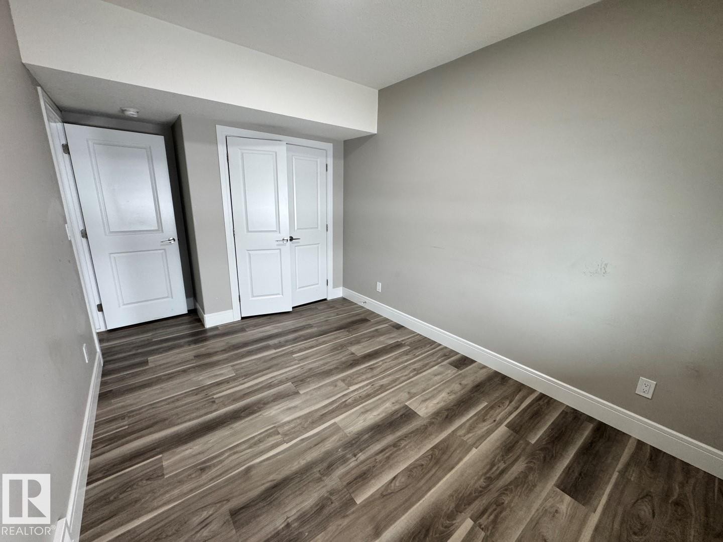 8729 Mayday Lane, Edmonton, AB - Indoor Photo Showing Other Room
