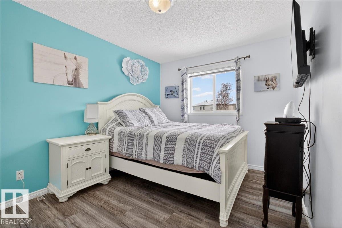 6828 159A Avenue, Edmonton, AB - Indoor Photo Showing Bedroom