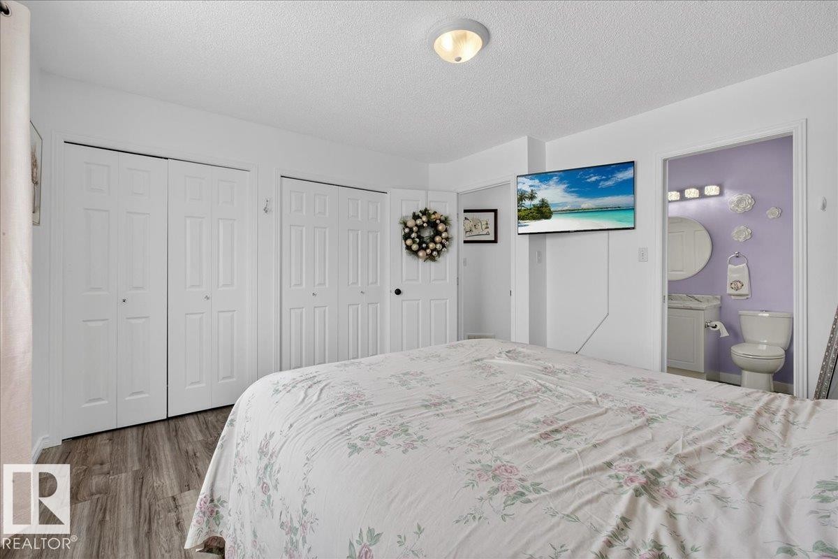 6828 159A Avenue, Edmonton, AB - Indoor Photo Showing Bedroom