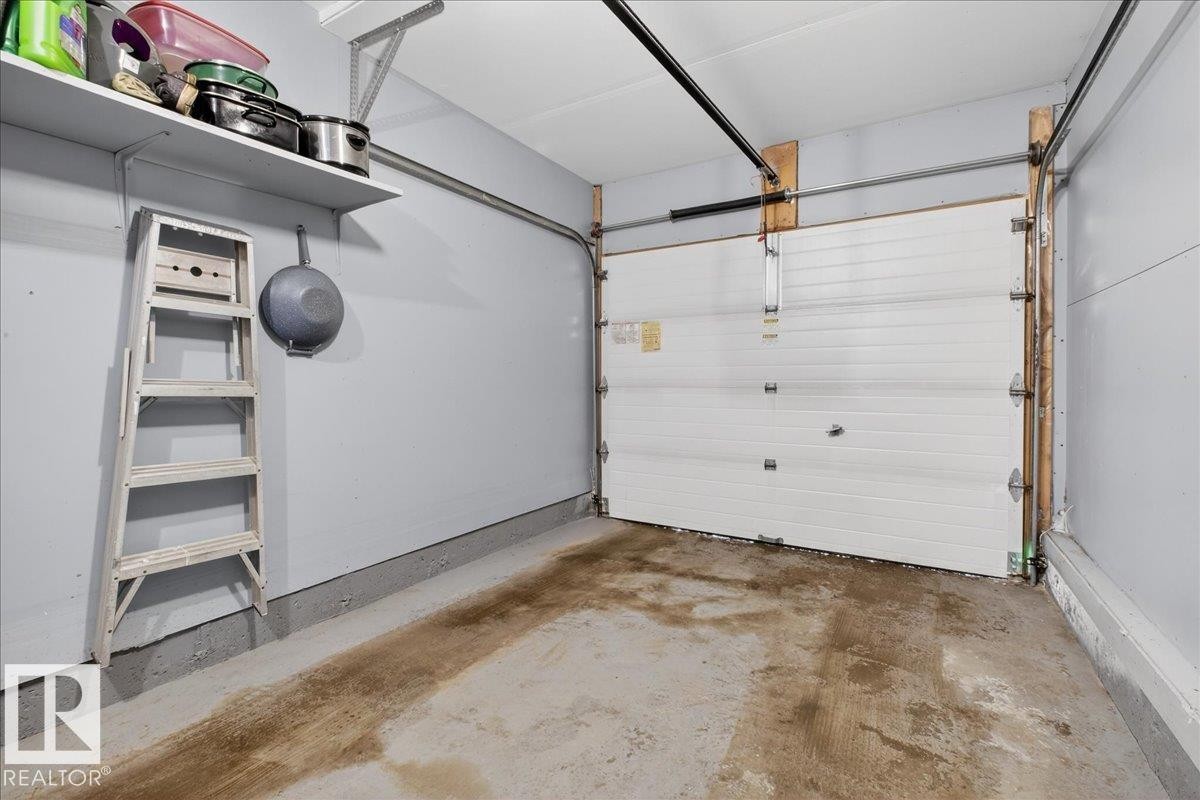 6828 159A Avenue, Edmonton, AB - Indoor Photo Showing Garage