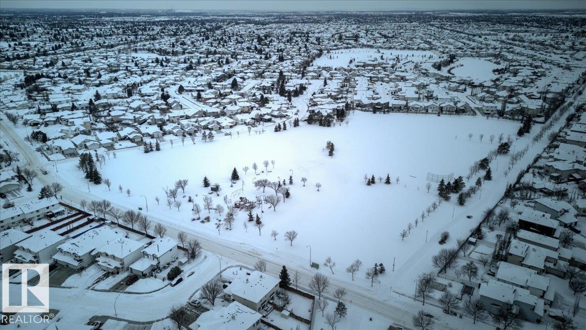 6828 159A Avenue, Edmonton, AB - Outdoor With View
