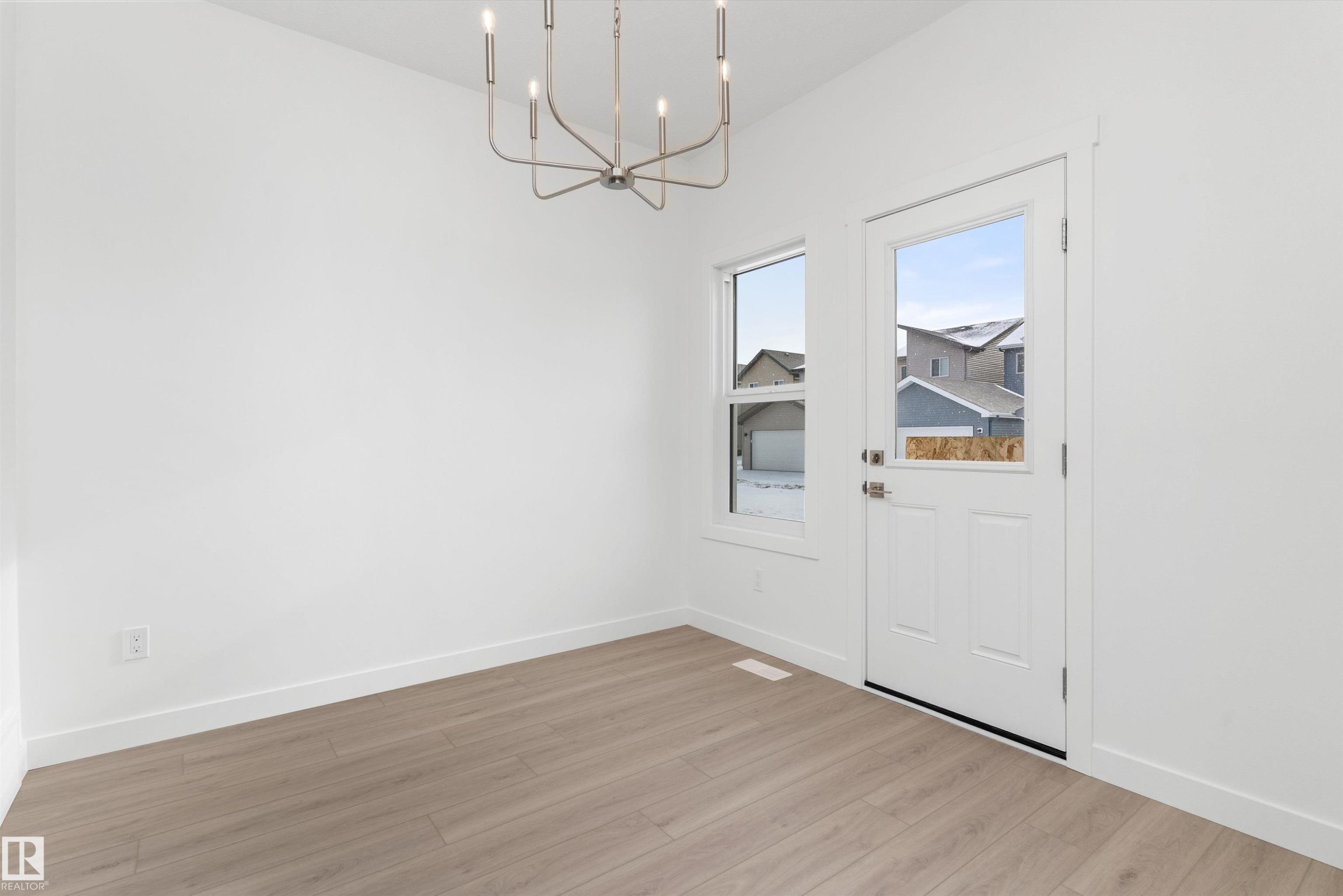20719 43 Avenue, Edmonton, AB - Indoor Photo Showing Other Room