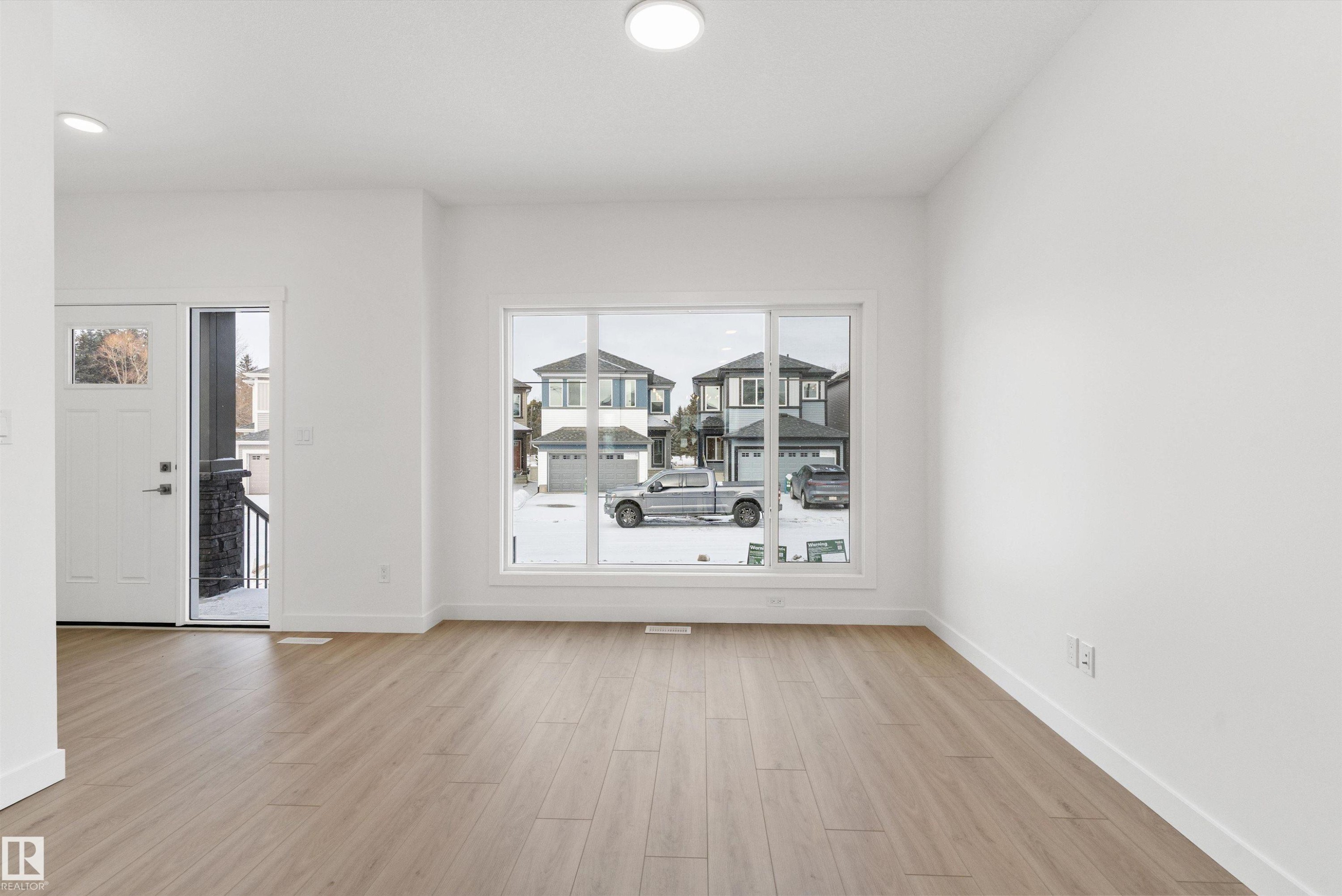 20719 43 Avenue, Edmonton, AB - Indoor