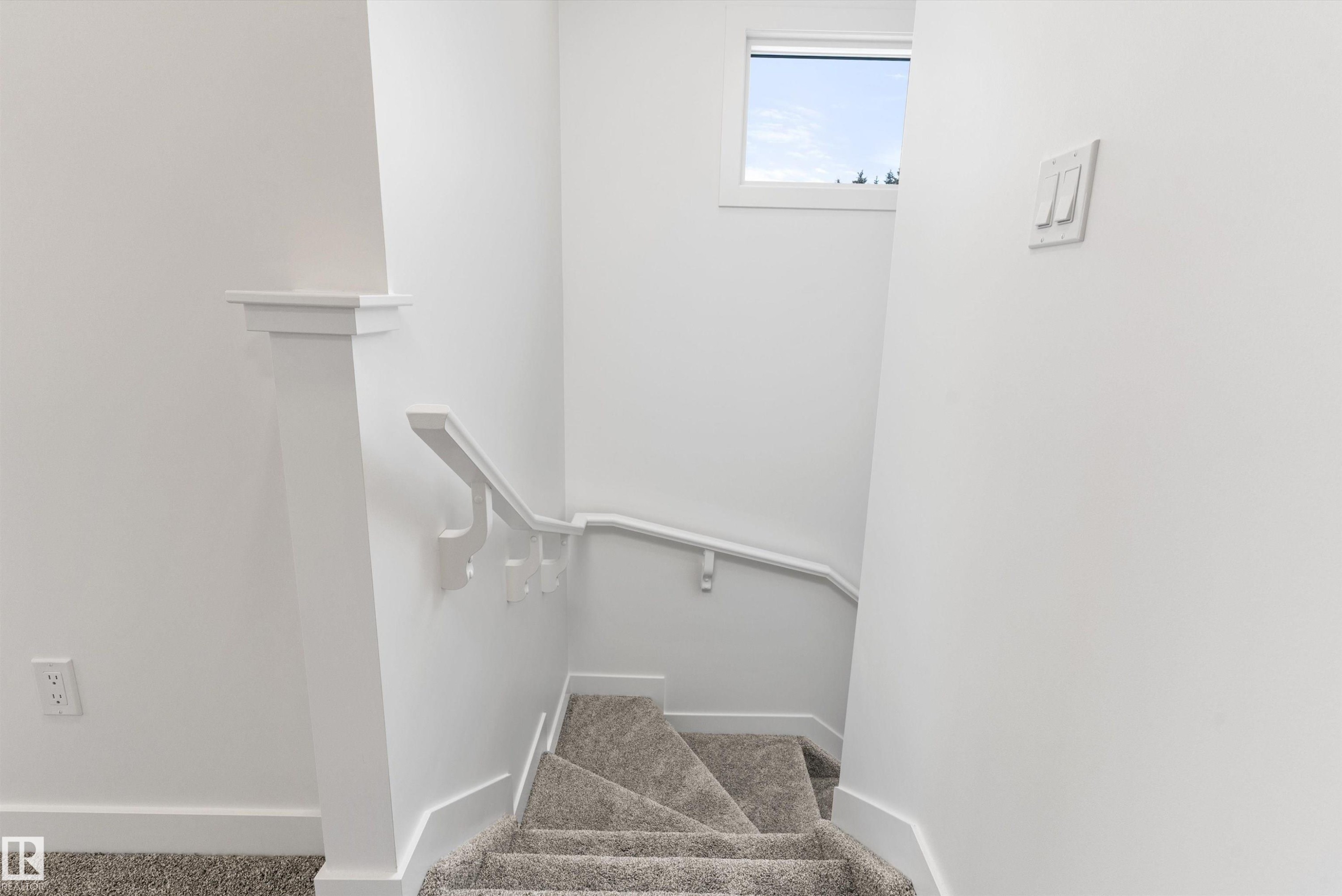 20719 43 Avenue, Edmonton, AB - Indoor
