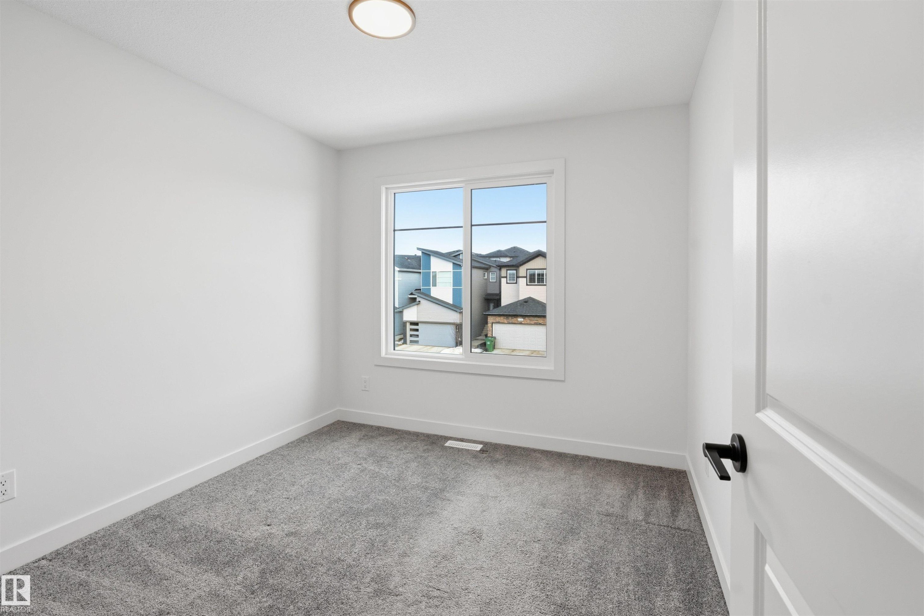 317 Juniper Cove, Leduc, AB - Indoor Photo Showing Other Room