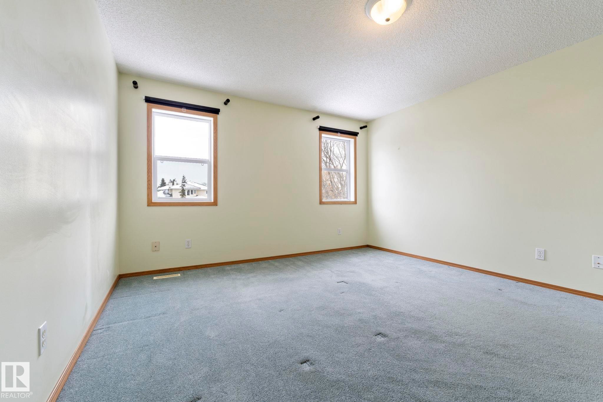752 Whiston Court, Edmonton, AB - Indoor Photo Showing Other Room