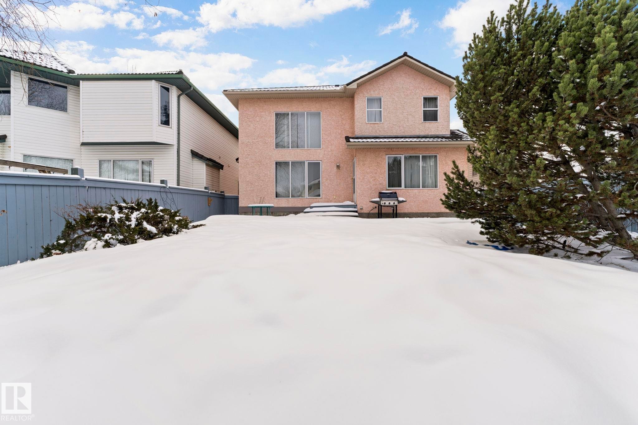 752 Whiston Court, Edmonton, AB - Outdoor