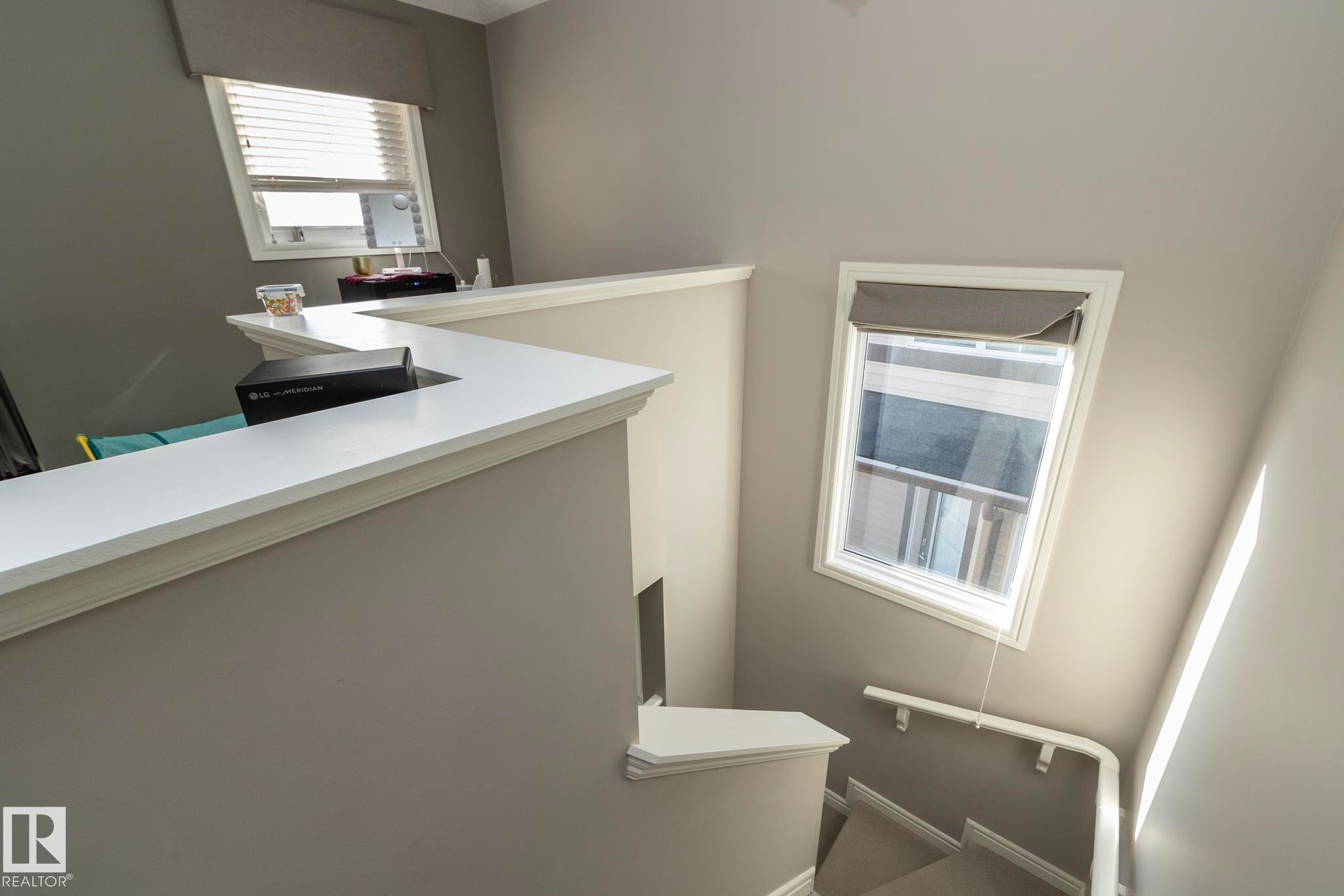 2208 Casey Crescent, Edmonton, AB - Indoor Photo Showing Other Room