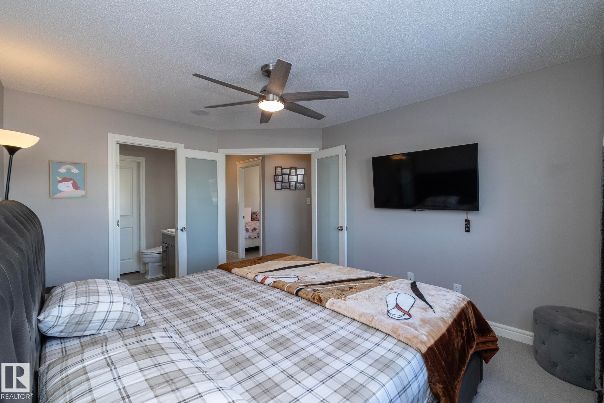2208 Casey Crescent, Edmonton, AB - Indoor Photo Showing Bedroom
