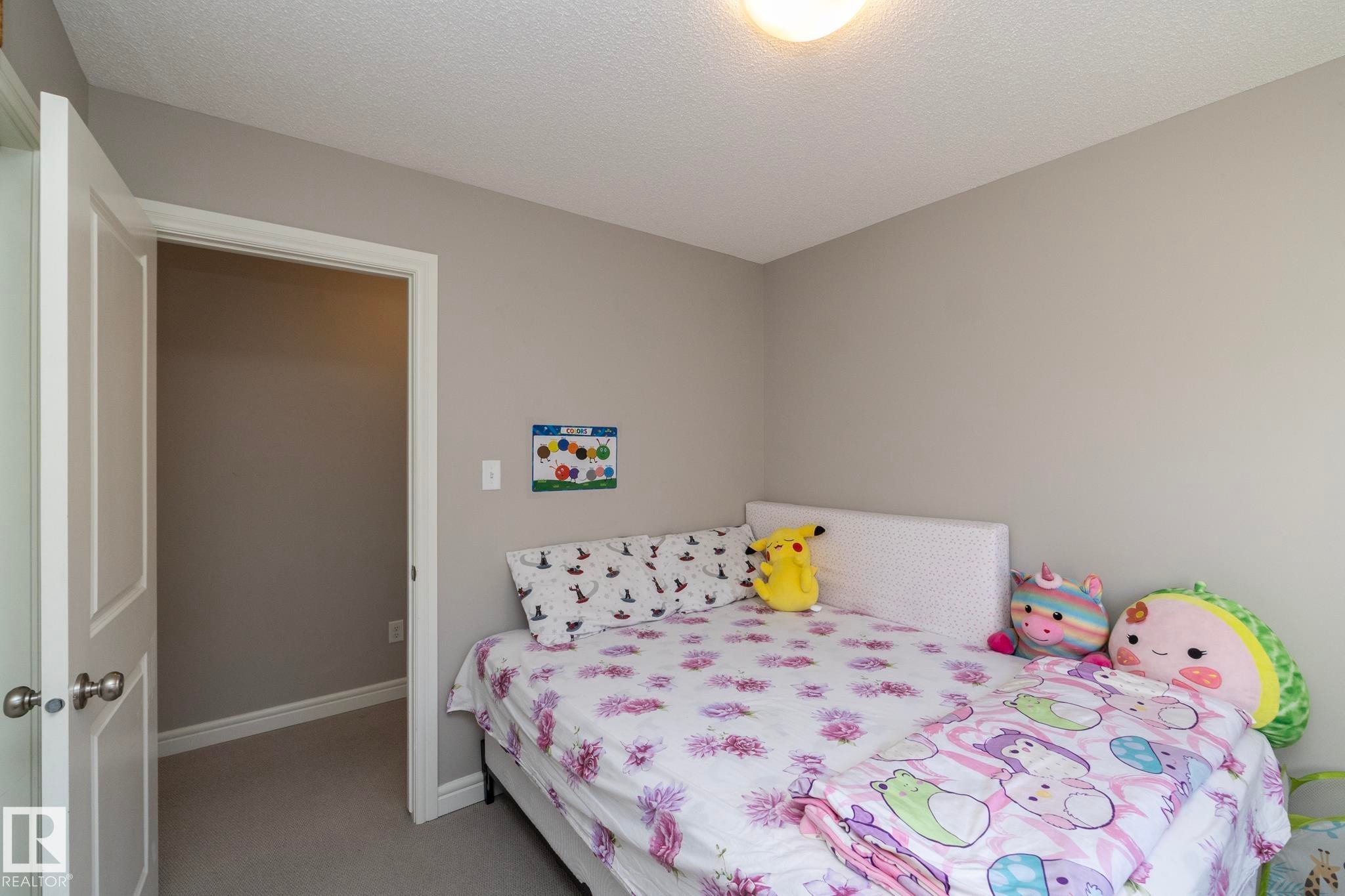 2208 Casey Crescent, Edmonton, AB - Indoor Photo Showing Bedroom