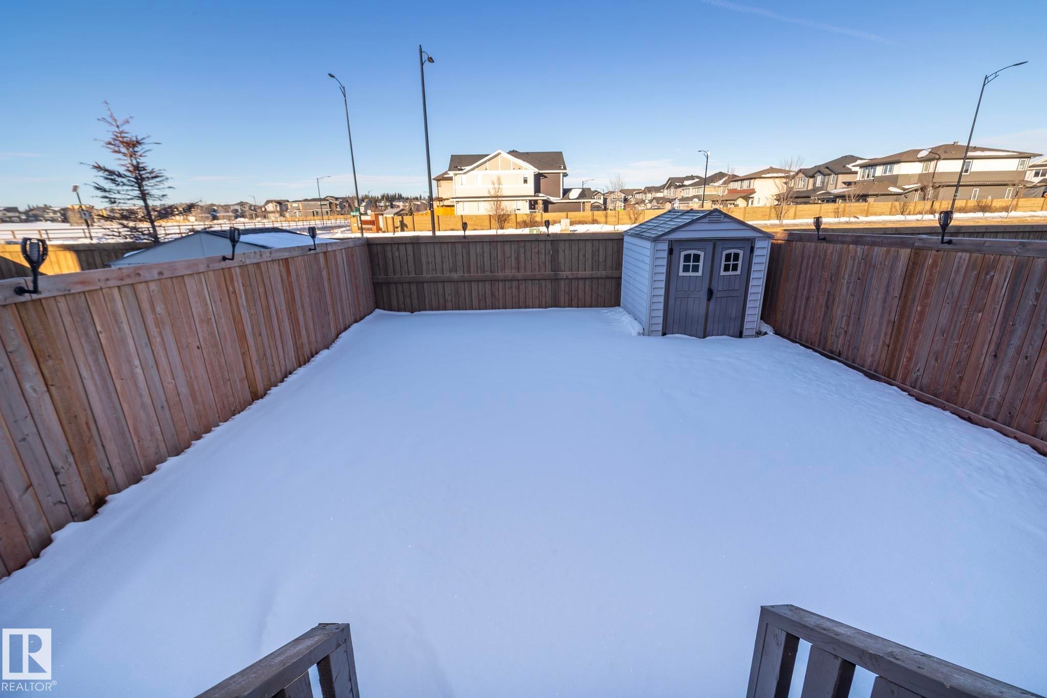 2208 Casey Crescent, Edmonton, AB - Outdoor