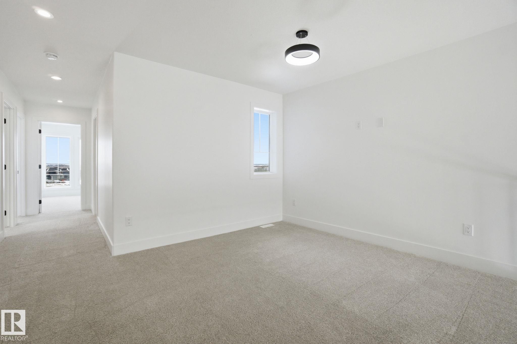 1405 Osprey Crest, Edmonton, AB - Indoor Photo Showing Other Room