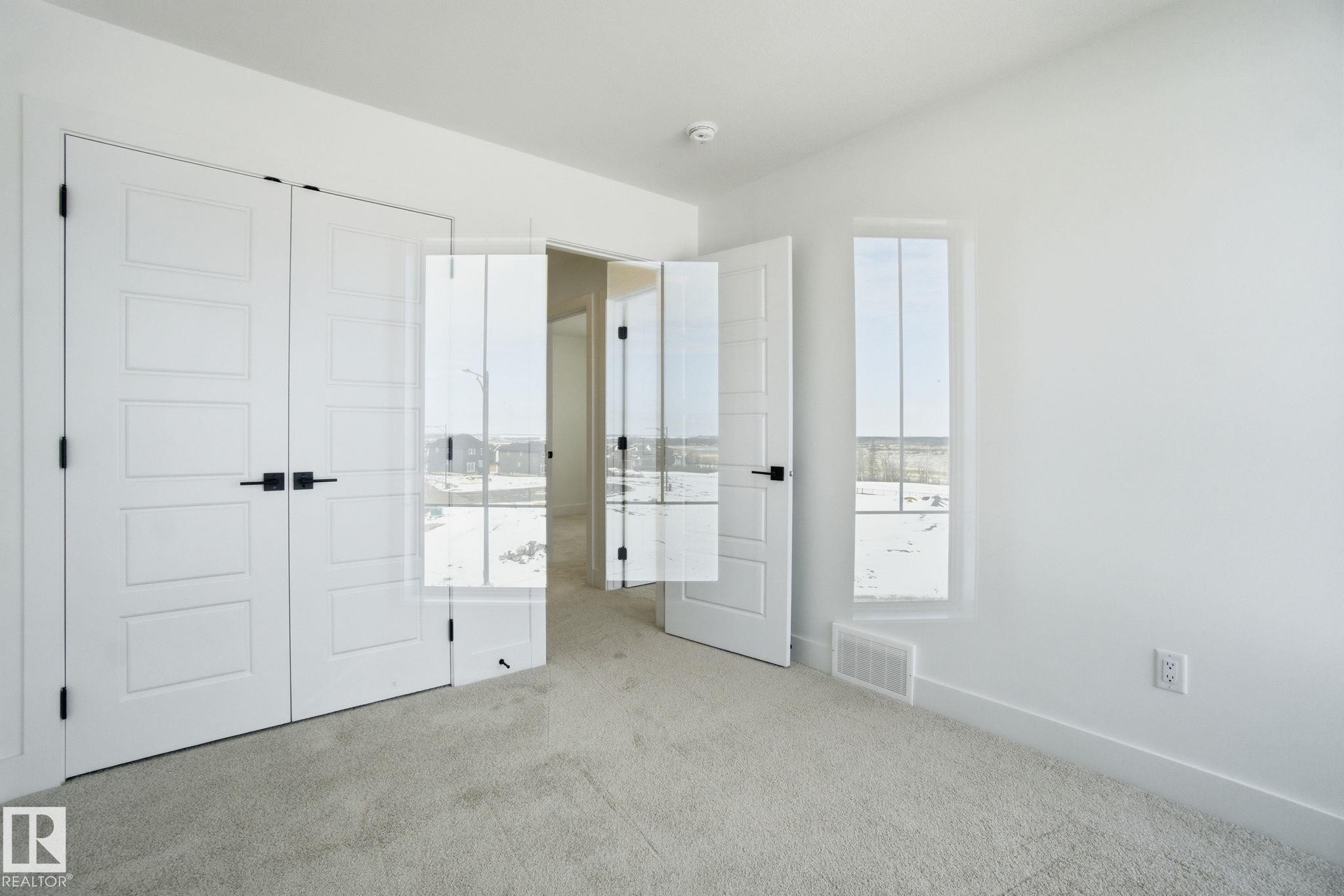 1405 Osprey Crest, Edmonton, AB - Indoor Photo Showing Other Room