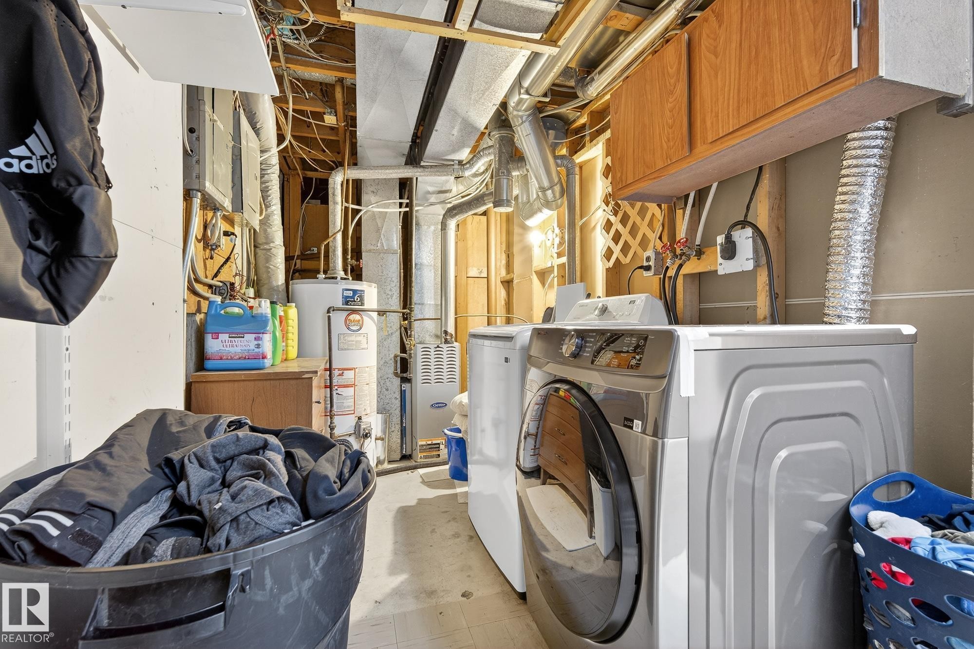 320 1 Avenue, Thorhild, AB - Indoor Photo Showing Laundry Room