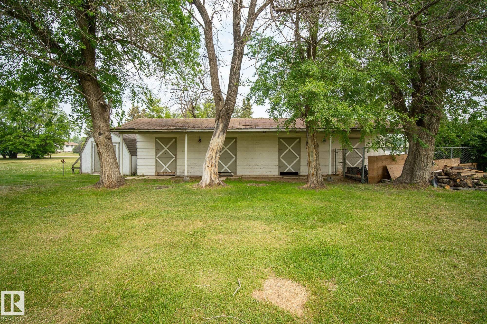 320 1 Avenue, Thorhild, AB - Outdoor