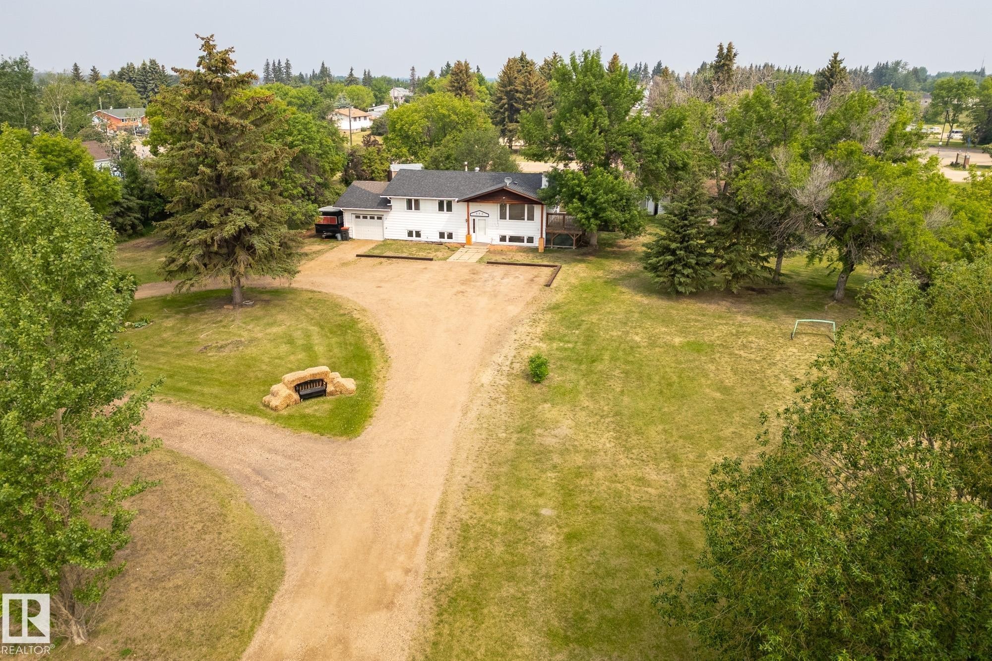 320 1 Avenue, Thorhild, AB - Outdoor