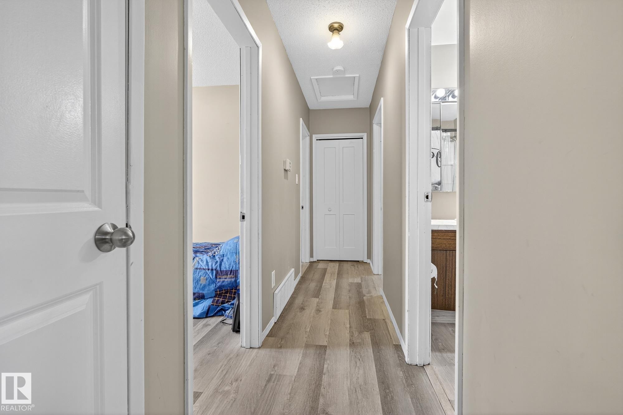 320 1 Avenue, Thorhild, AB - Indoor Photo Showing Other Room