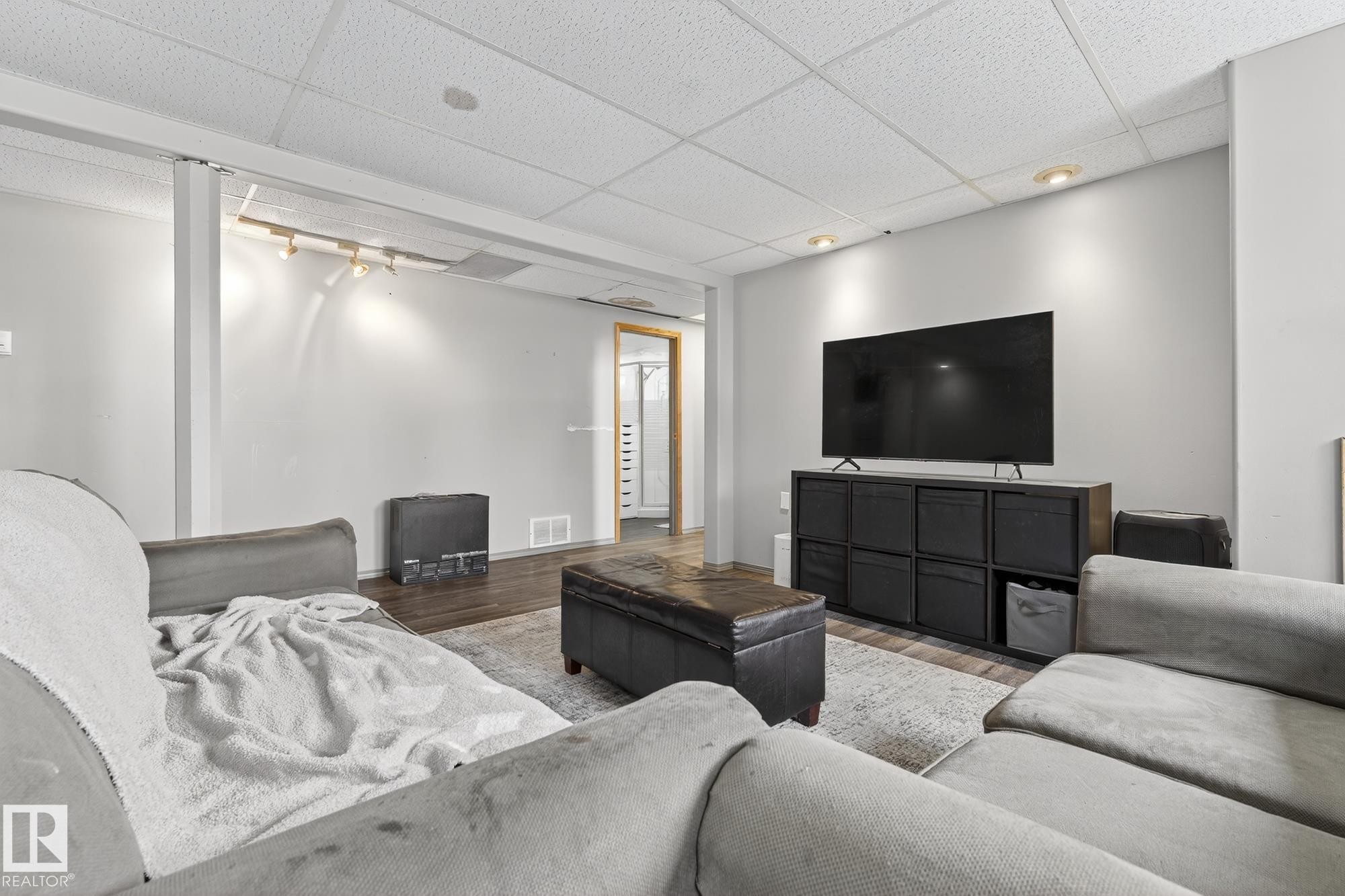 320 1 Avenue, Thorhild, AB - Indoor Photo Showing Living Room