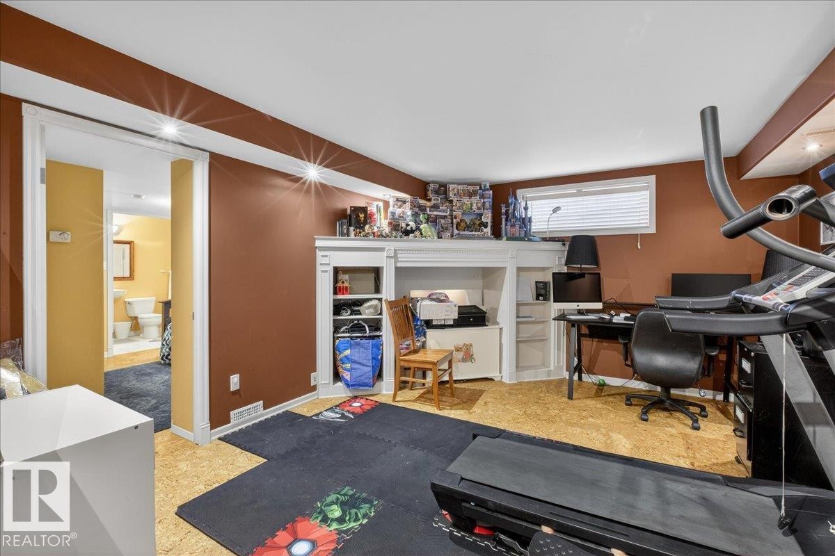Exercise area featuring baseboards - 4519 Turner Square, Edmonton, AB - Indoor