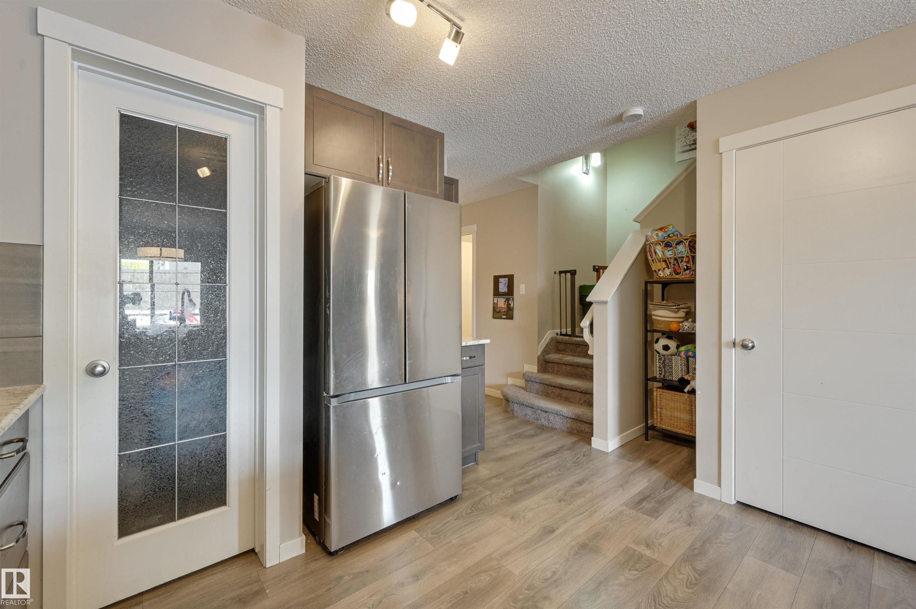 921 Ebbers Crescent, Edmonton, AB - Indoor