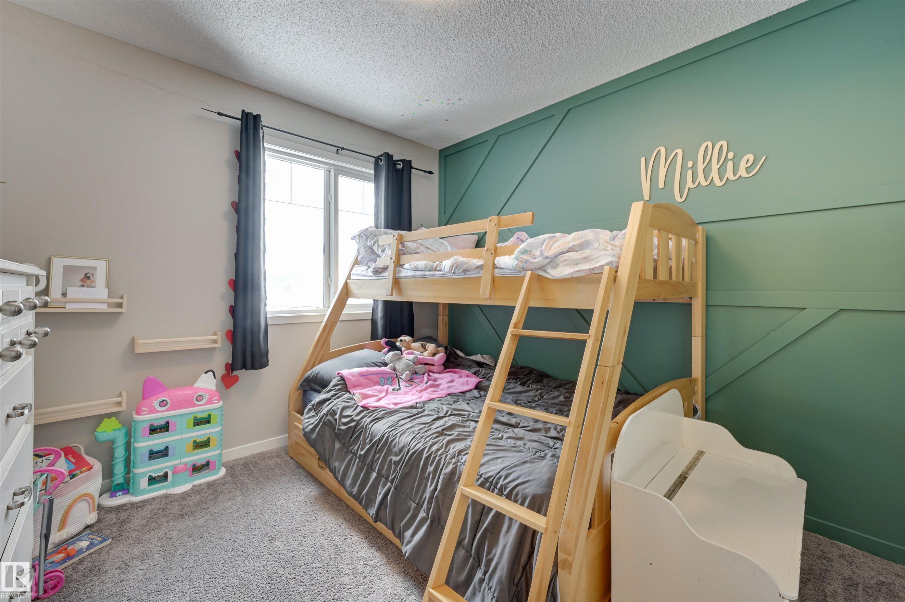 921 Ebbers Crescent, Edmonton, AB - Indoor Photo Showing Bedroom