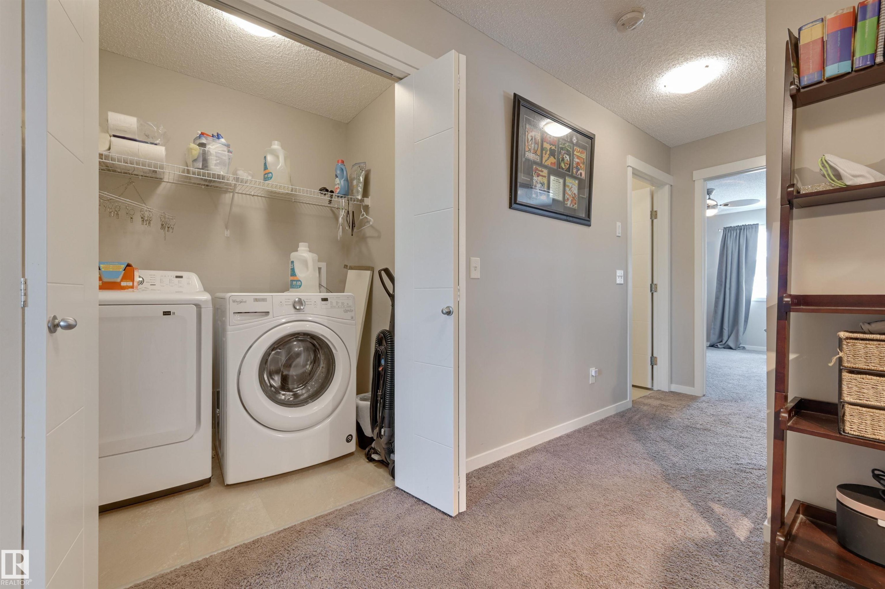 921 Ebbers Crescent, Edmonton, AB - Indoor Photo Showing Laundry Room