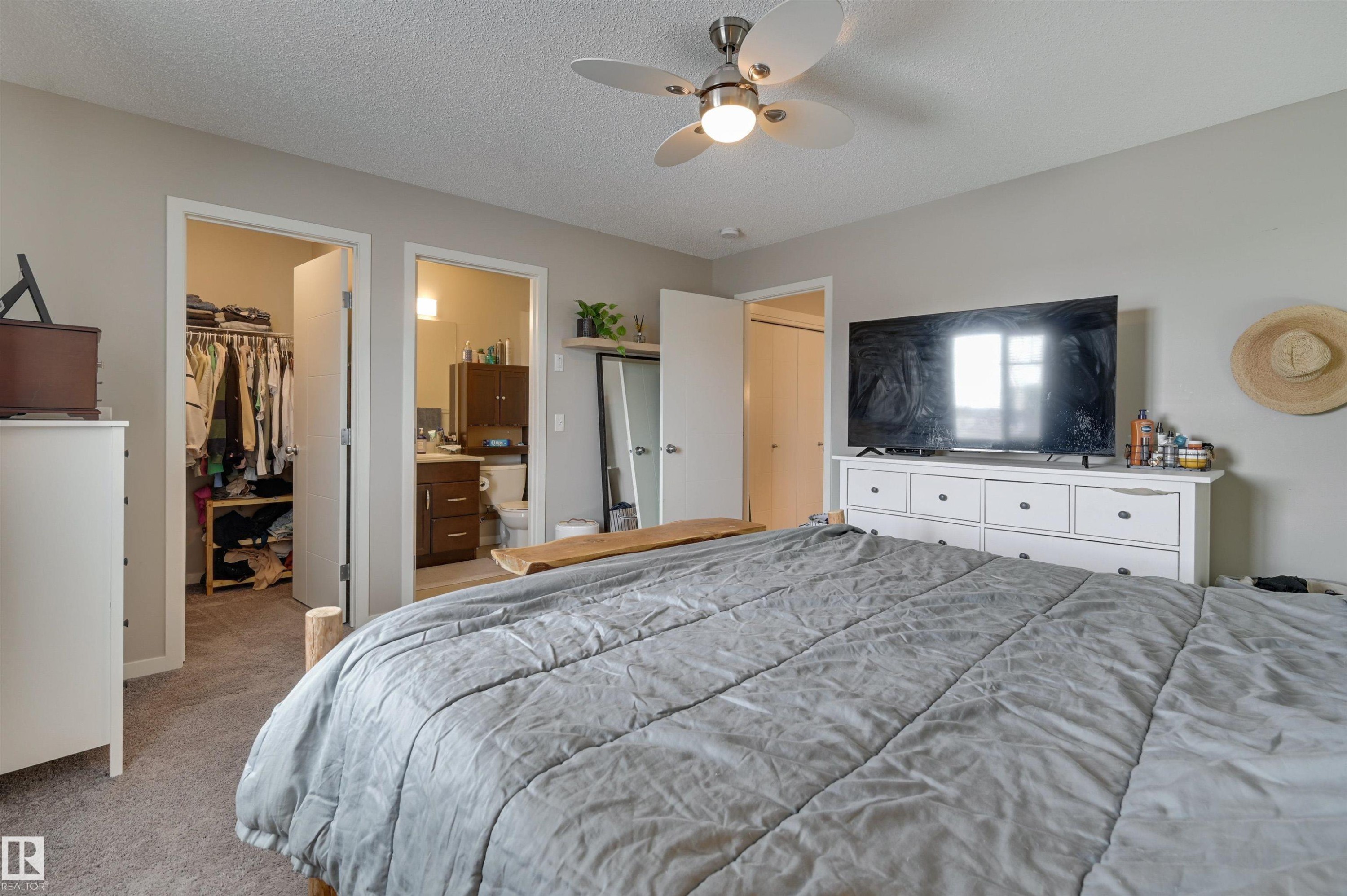 921 Ebbers Crescent, Edmonton, AB - Indoor Photo Showing Bedroom