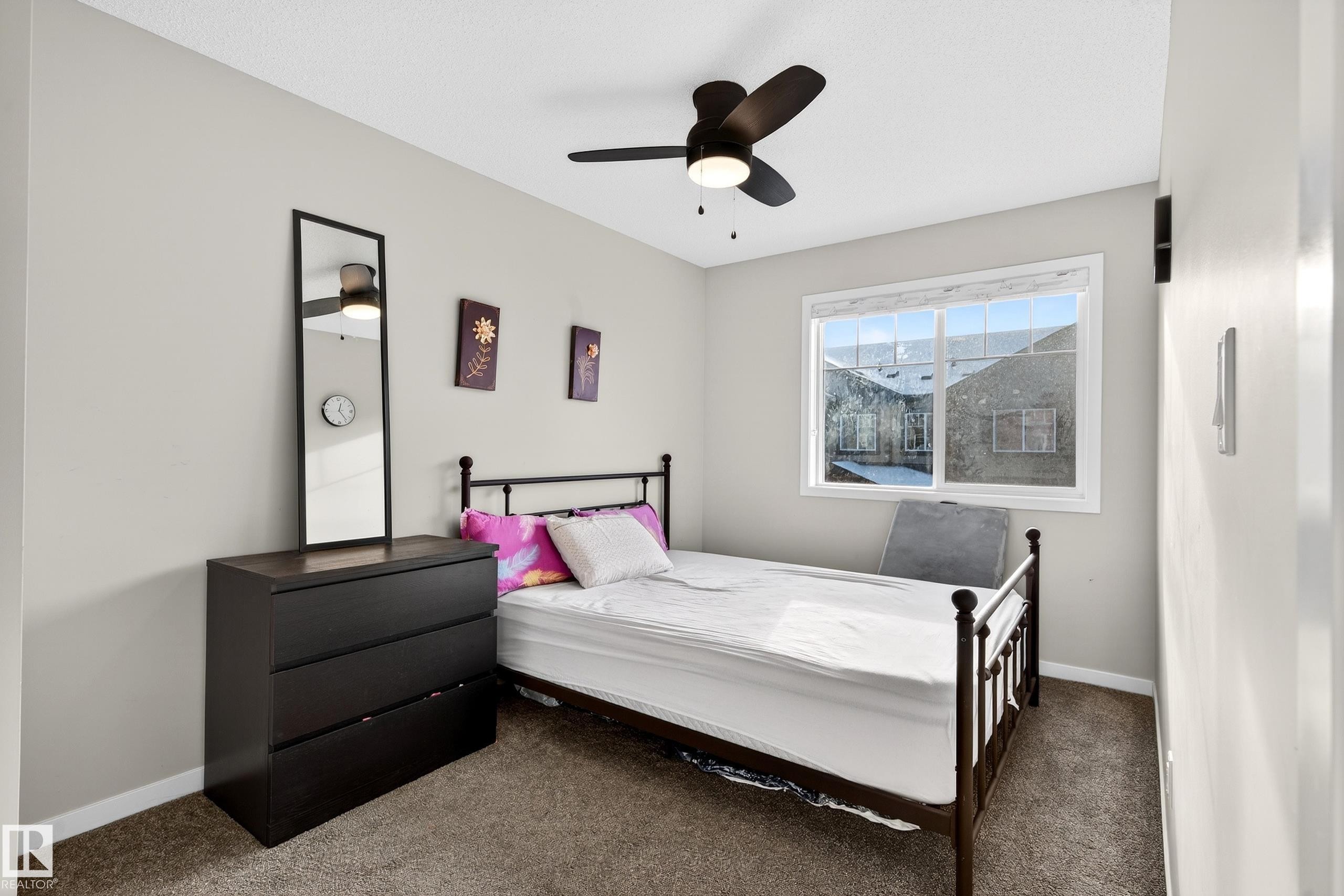 103 3305 Orchards Link, Edmonton, AB - Indoor Photo Showing Bedroom