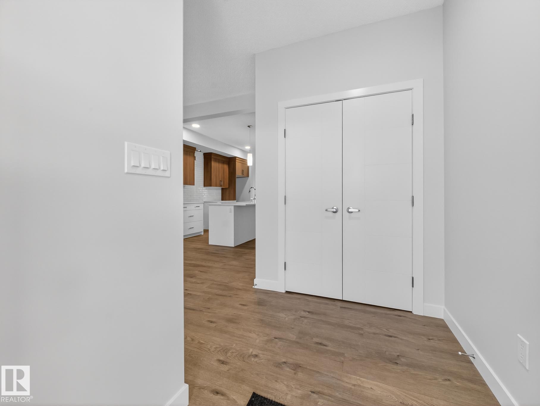 301 Brae Way, Leduc, AB - Indoor Photo Showing Other Room