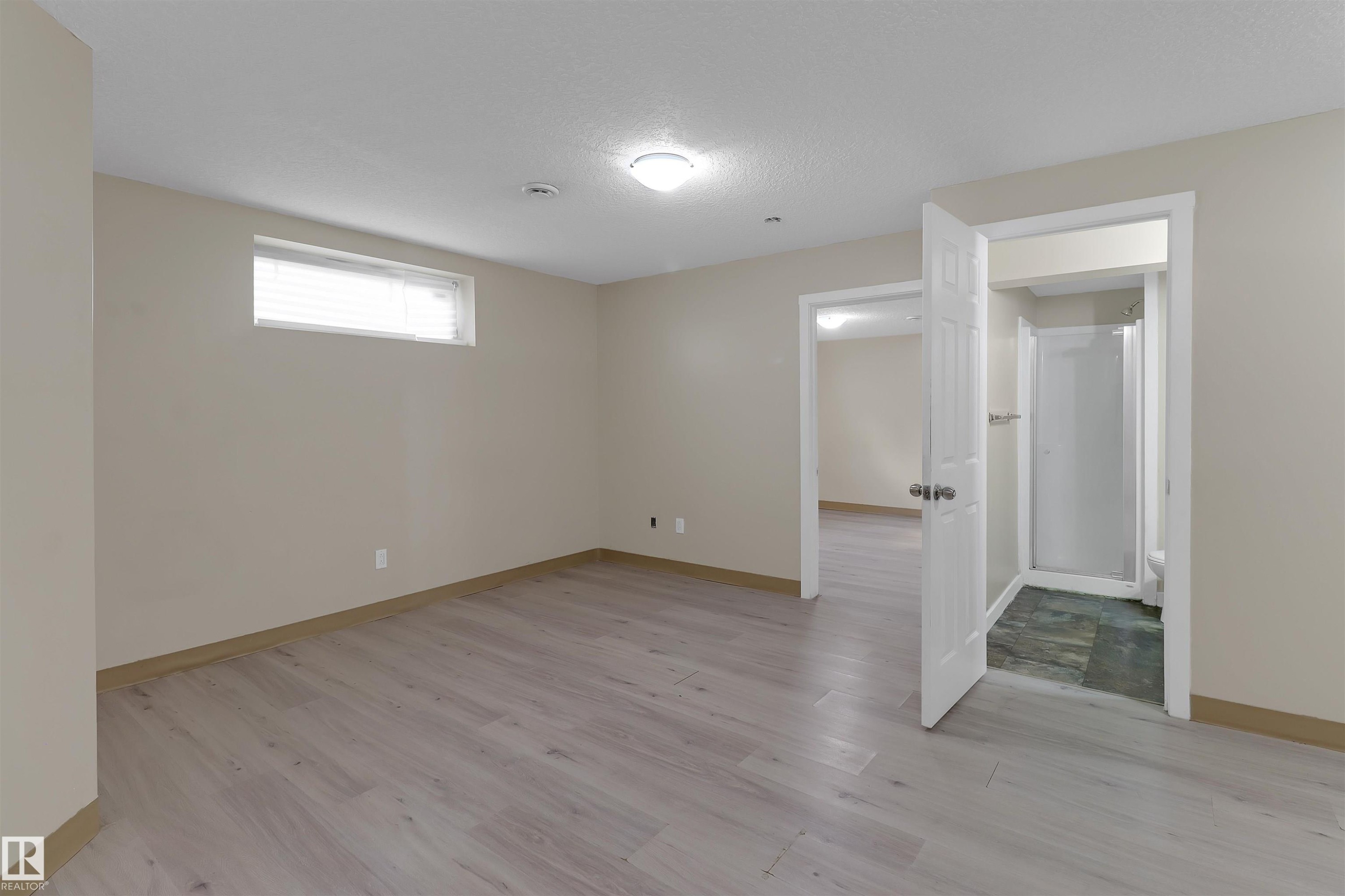 460 Gibb Wynd, Edmonton, AB - Indoor