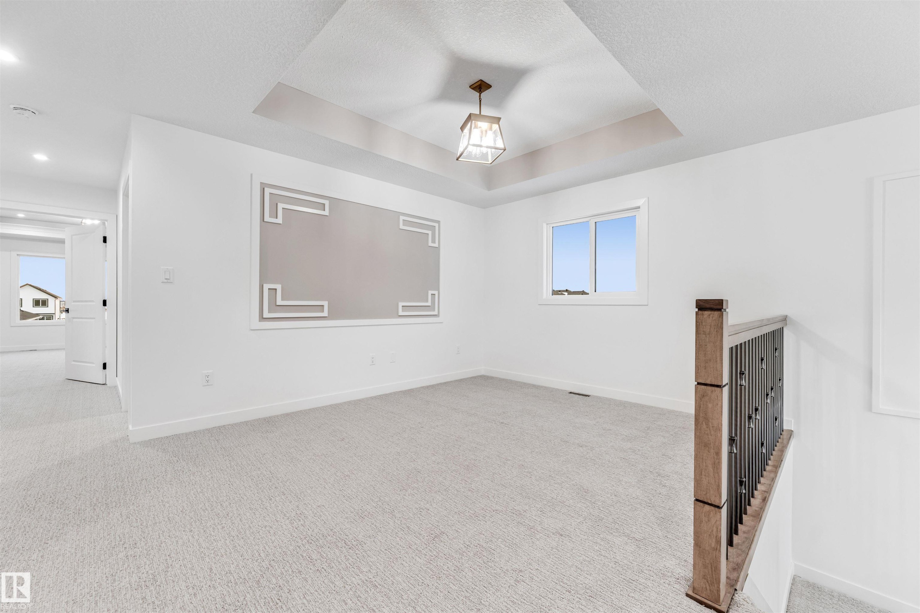 136 Creekside Lane, Leduc, AB - Indoor Photo Showing Other Room